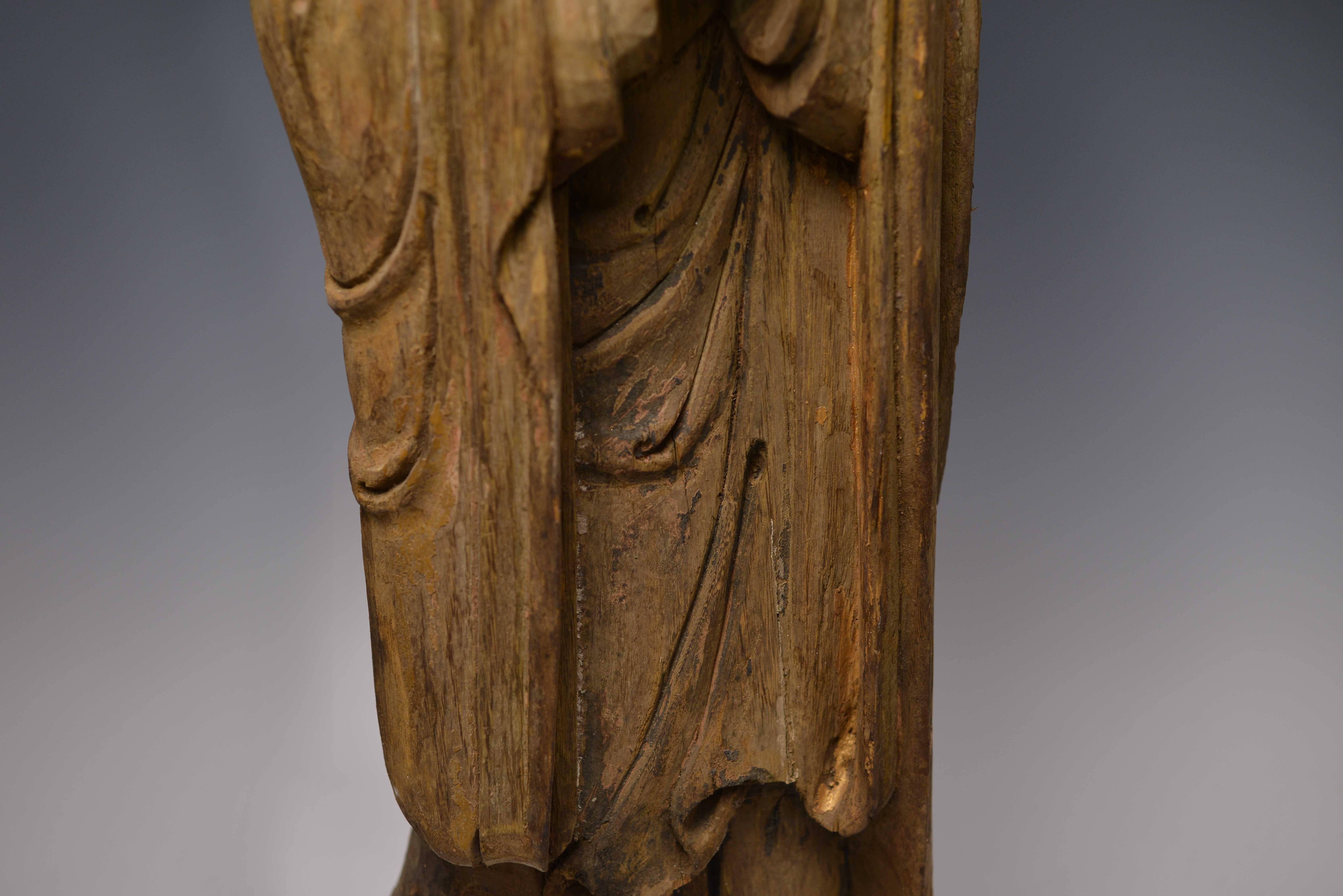 XIXe siècle Paire de figures en bois d'un Luohan en vente