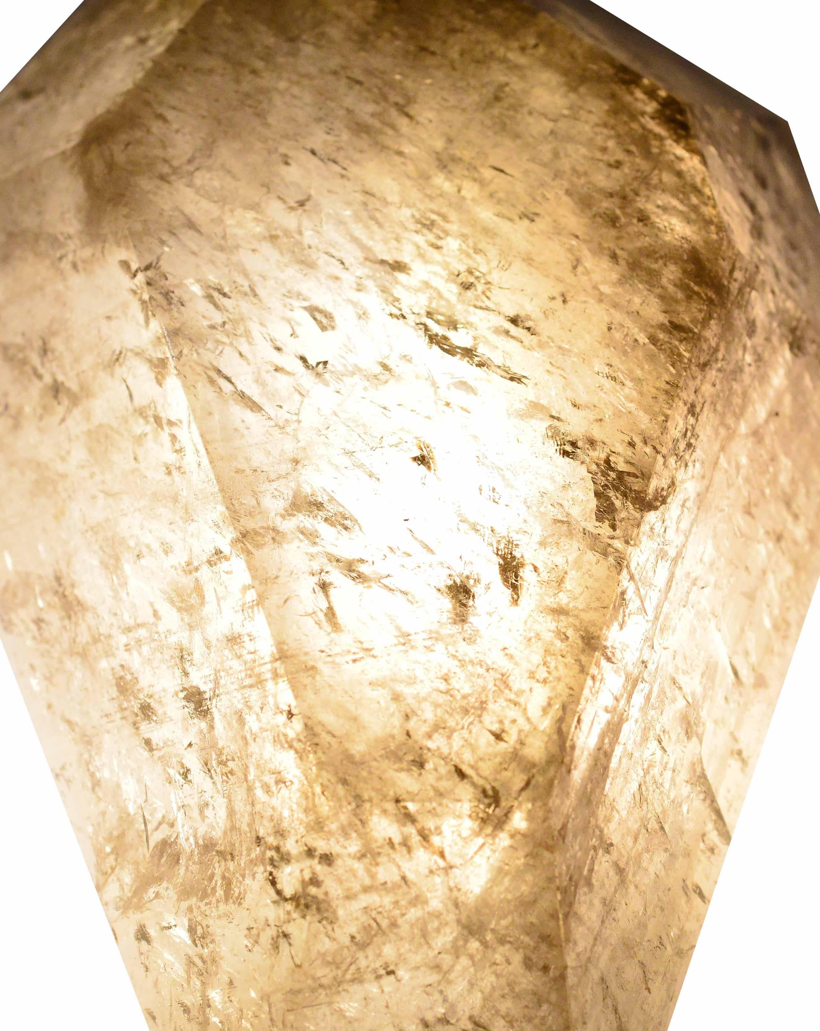 Paar rauchbraune Bergkristall-Wandleuchter in Diamantform im Angebot 1