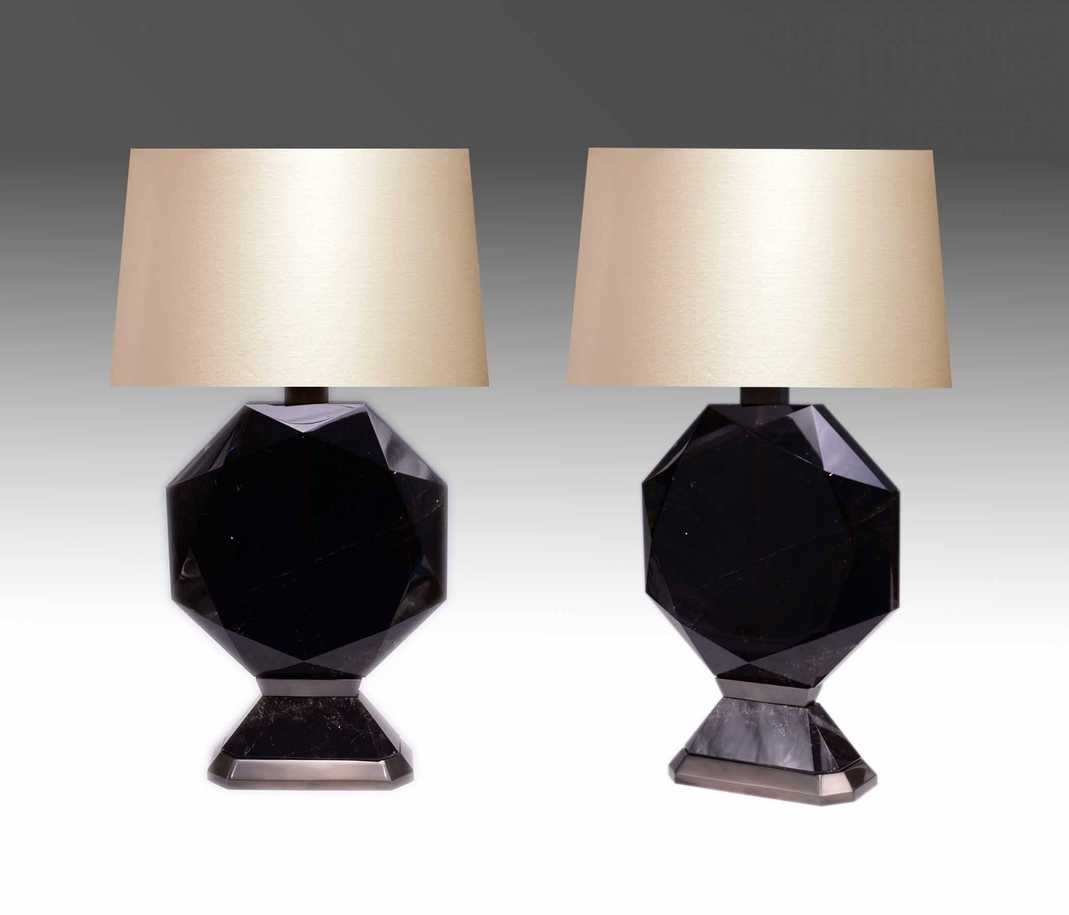 Pair of Octagon Form Dark Rock Crystal Quartz Lamps In Excellent Condition For Sale In New York, NY