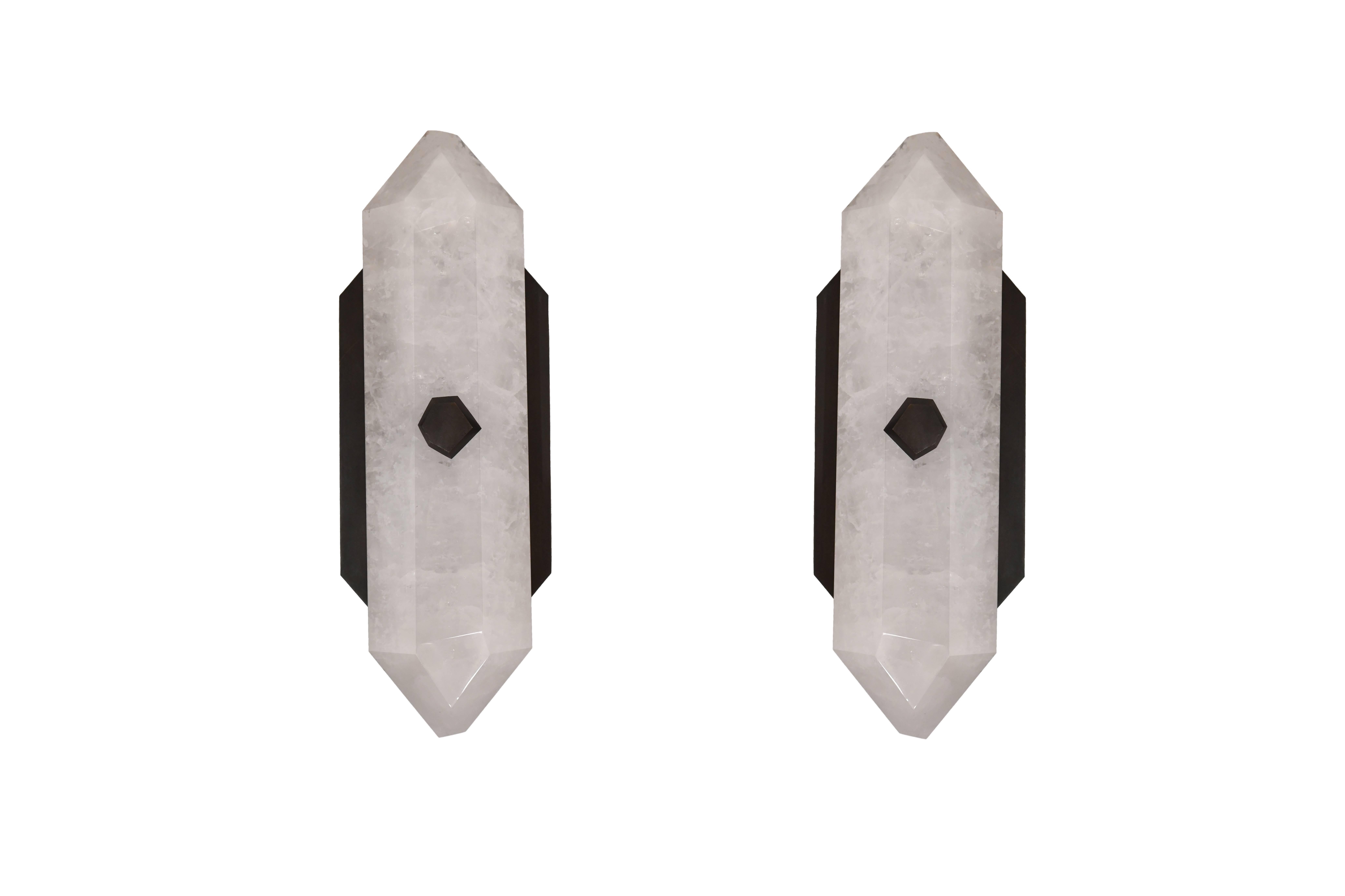 A fine carved diamond form rock crystal quartz wall sconces with antique brass mount.

Custom measurement and finish available. 
Each sconce installed two sockets, and will including two LED light bulbs with 60w.
