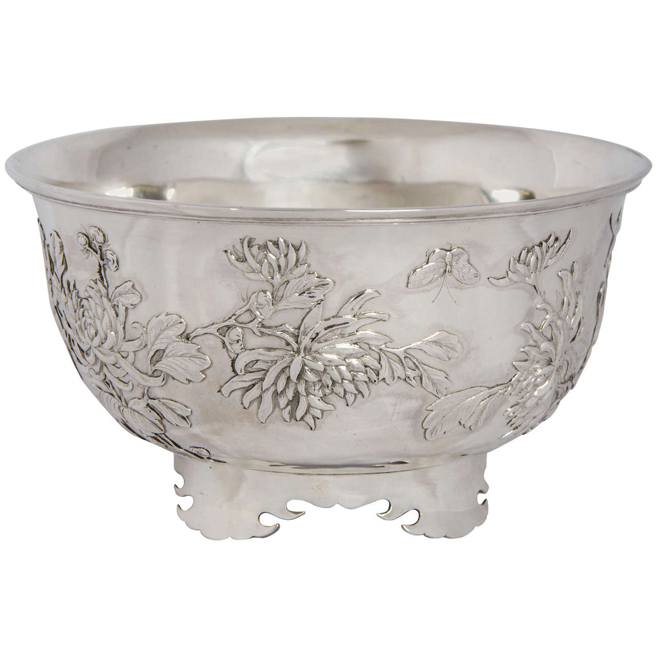Chinese Export Silver Bowl with chrysanthemum, circa 1890, Wang Hing For Sale