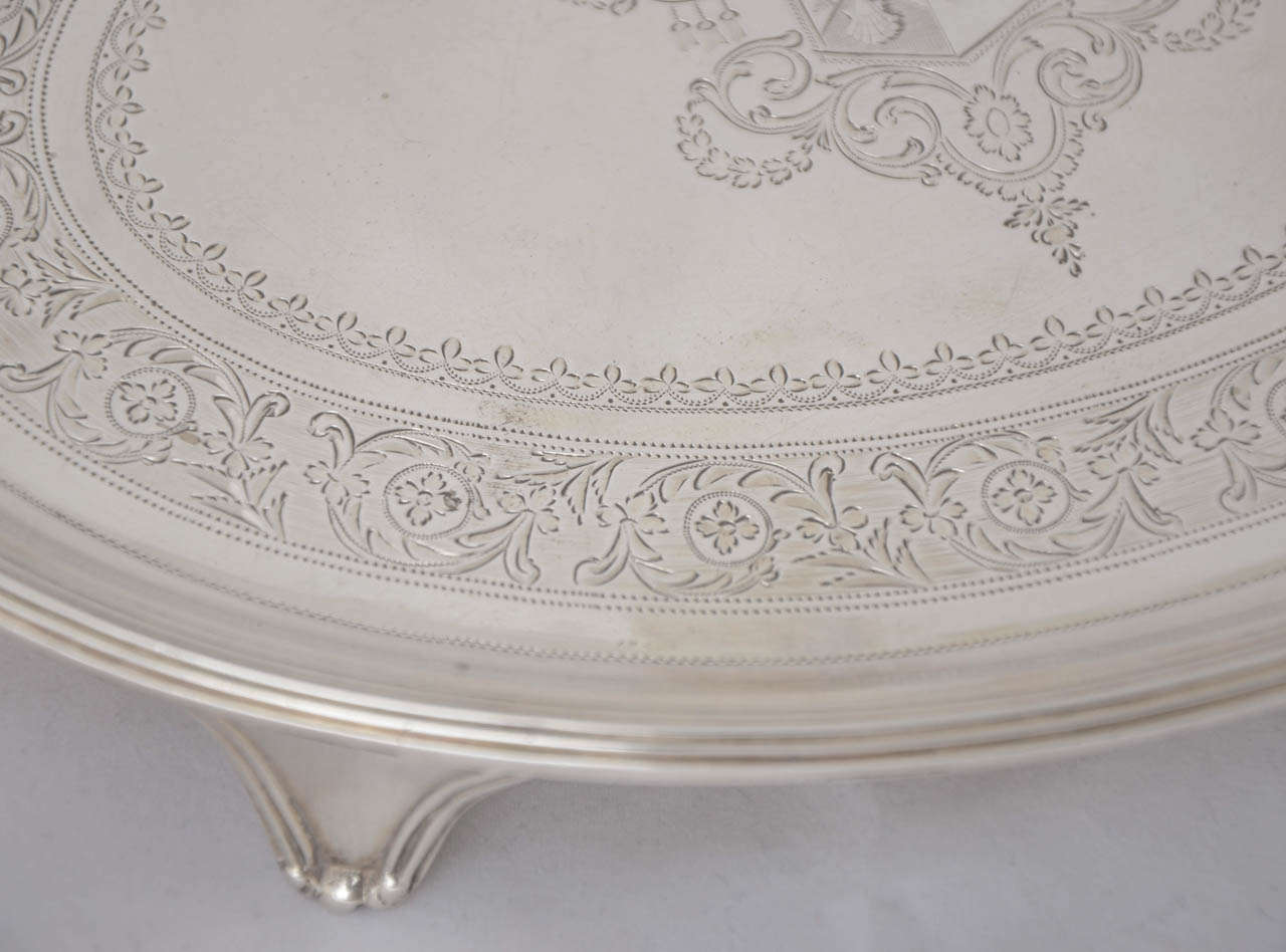 Pair of George III Silver Salvers, 1801 In Good Condition In London, GB