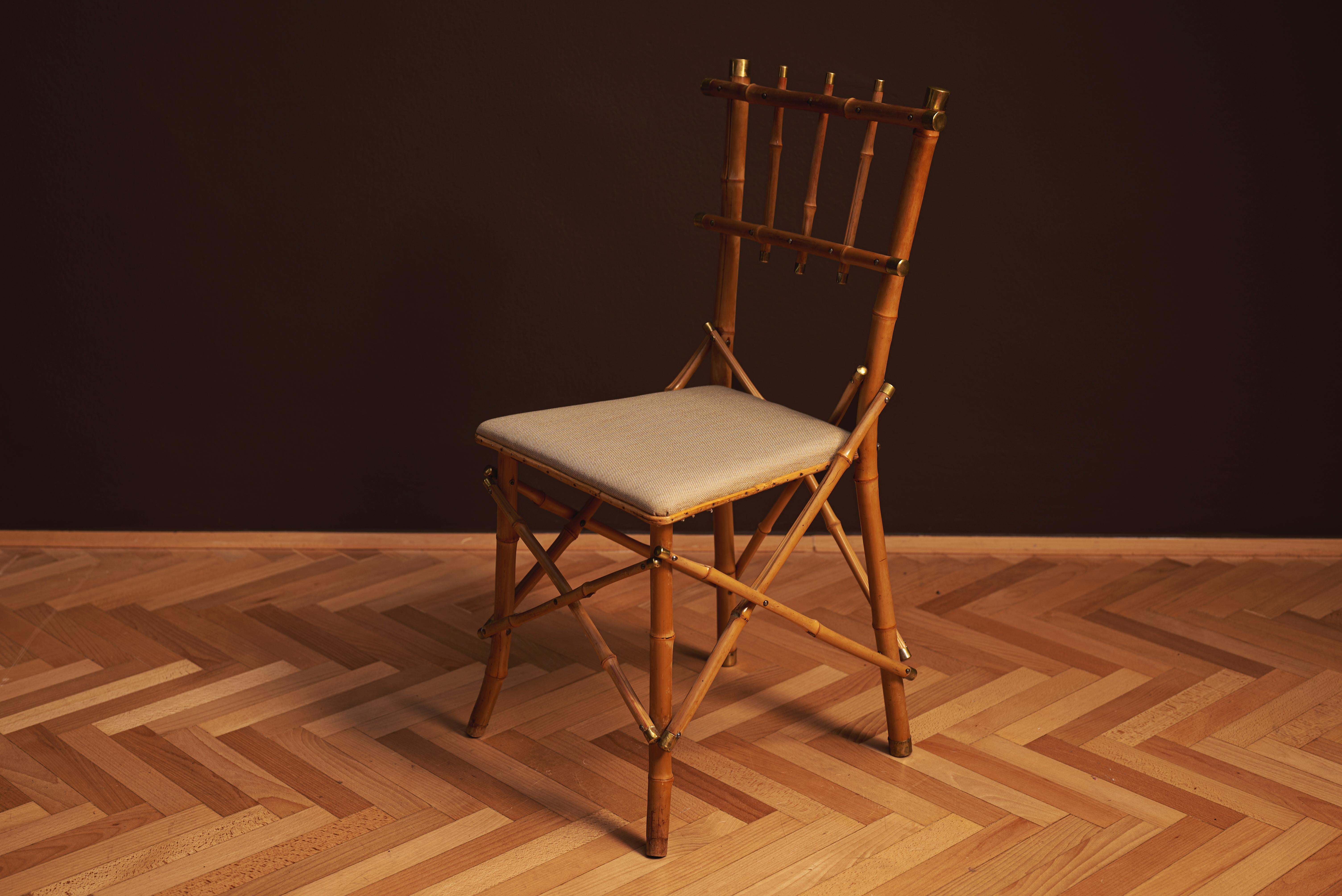 Paar Beistellstühle aus Bambus von Kothgassner, Wien, um 1880
Österreichisch-ungarisches Design - seltene Handwerkskunst aus dem 19. Jahrhundert - japanischer Einfluss

Bambusmöbel werden nicht nur in fernen Ländern geschätzt - auch in Wien war man