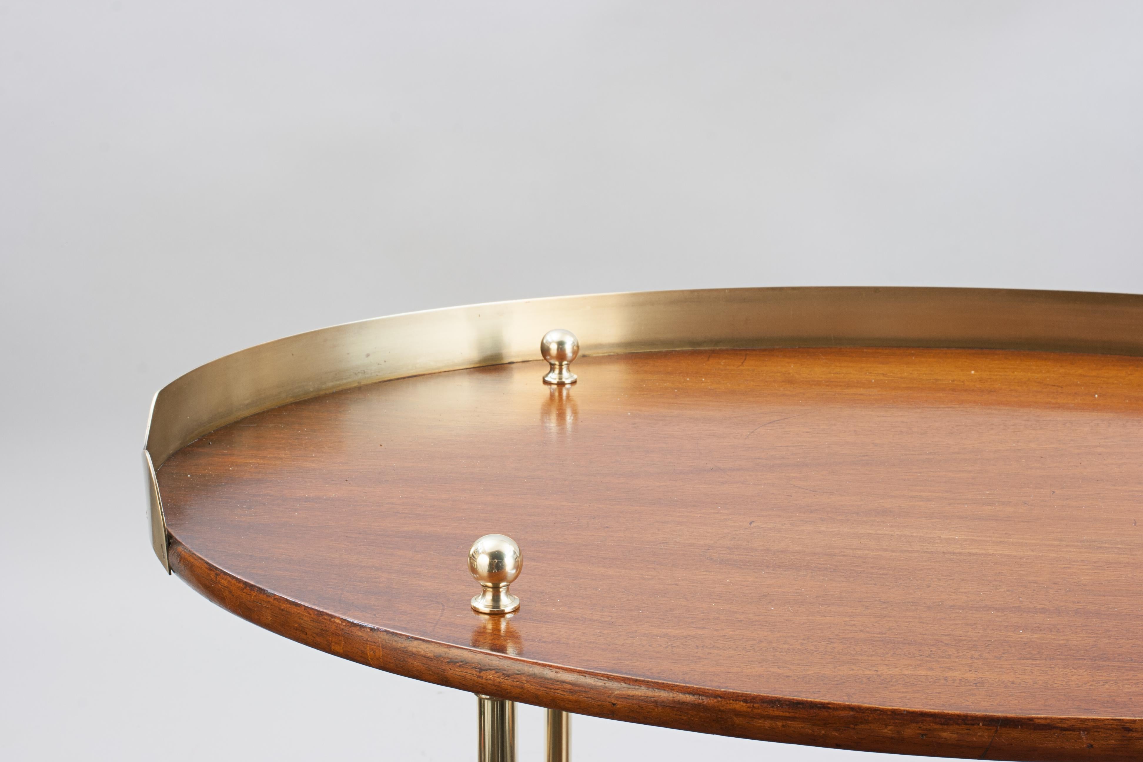 Pair Of Three Tier Washstand / Buffet Tables Of Oval Shape For Sale 9