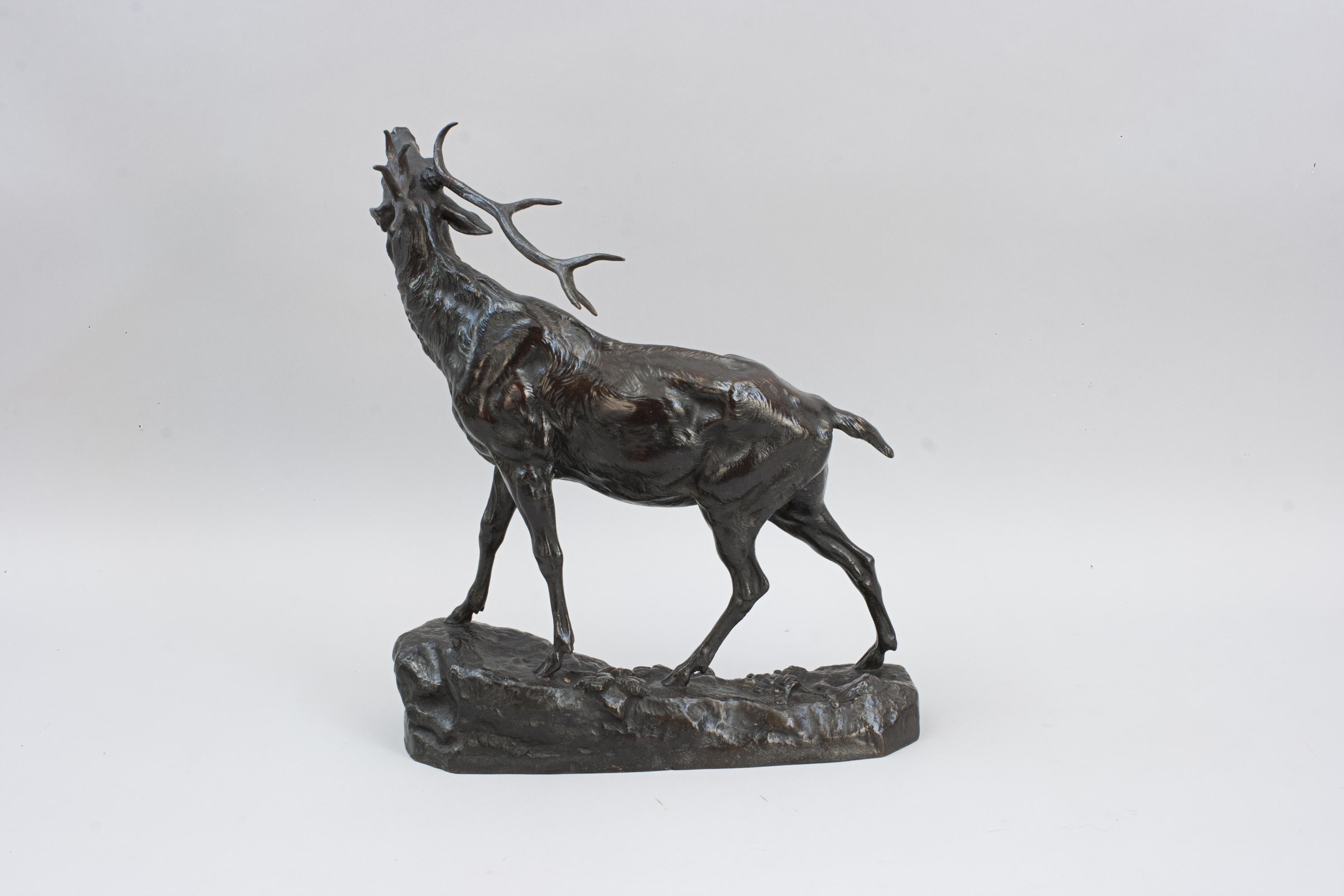 Bronzefigur eines röhrenden Hirsches, C. Valton (20. Jahrhundert) im Angebot