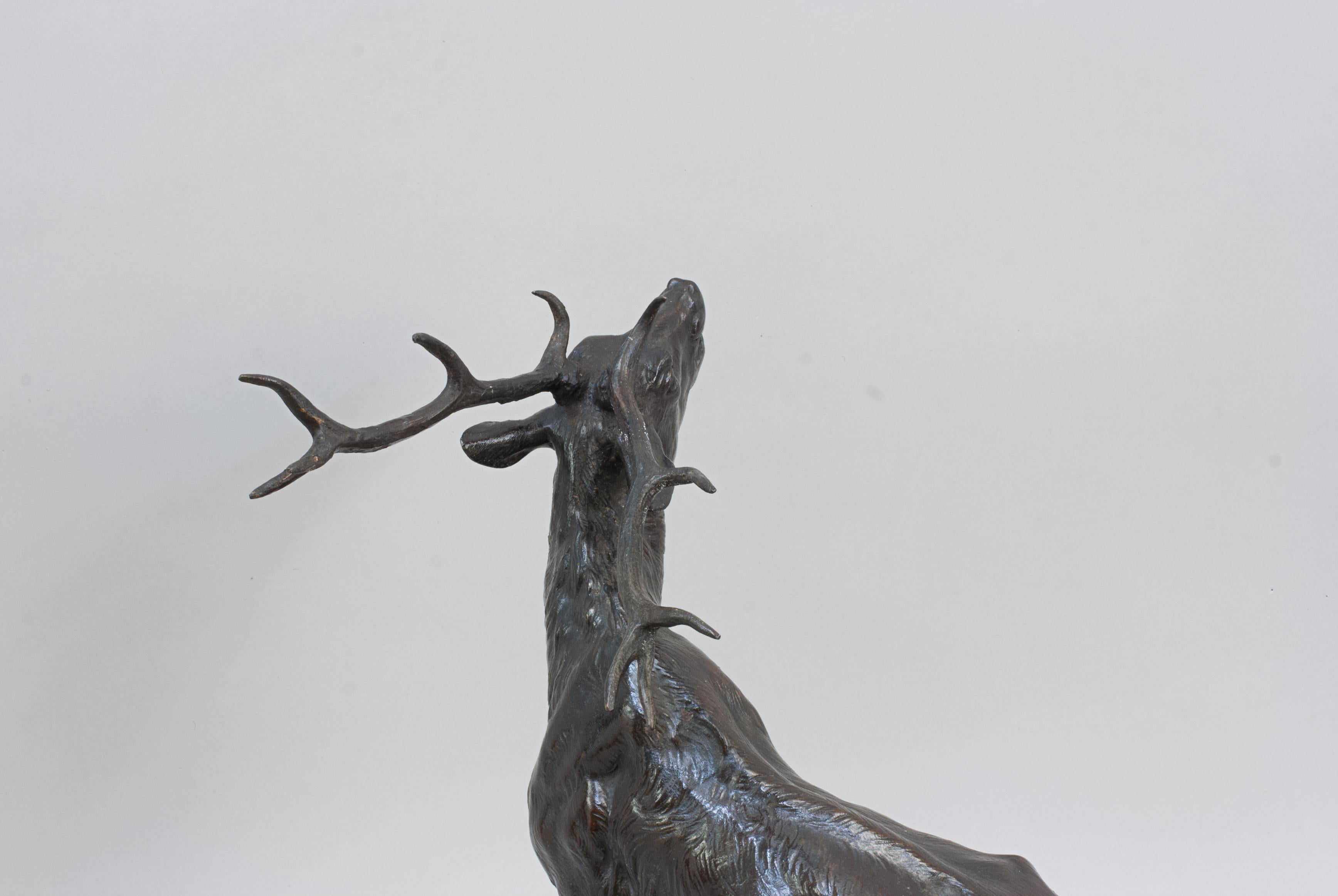 Bronzefigur eines röhrenden Hirsches, C. Valton im Angebot 2