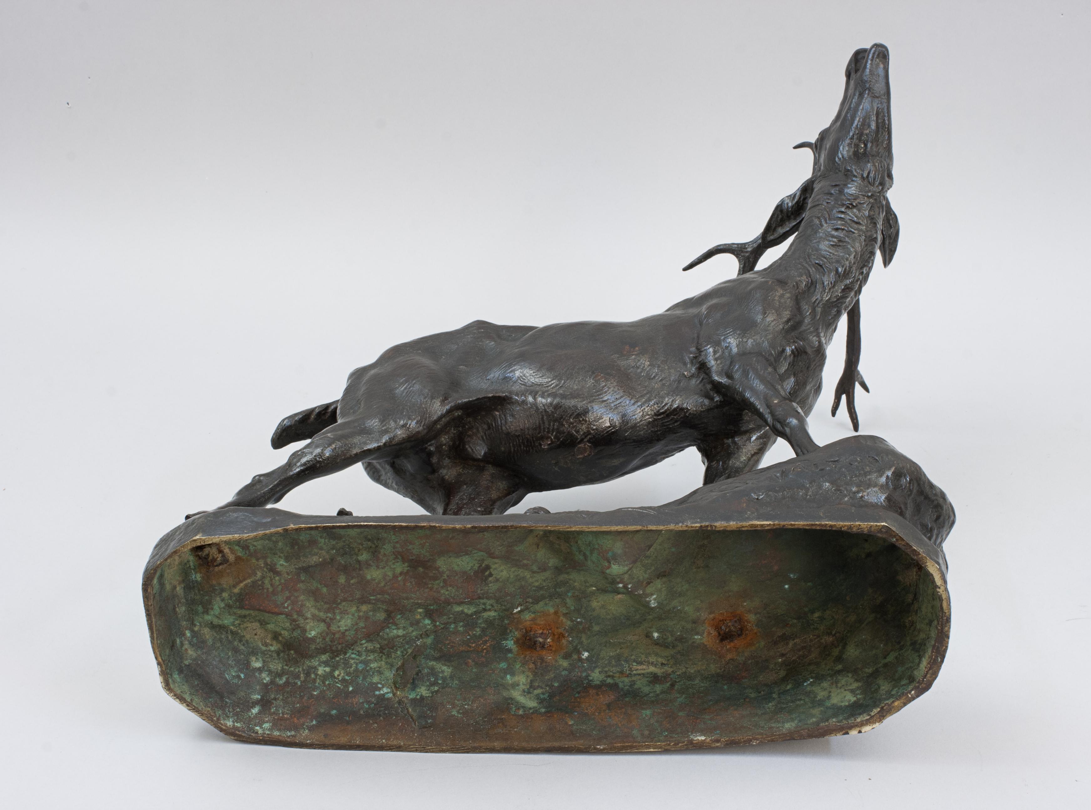 Bronzefigur eines röhrenden Hirsches, C. Valton im Angebot 3
