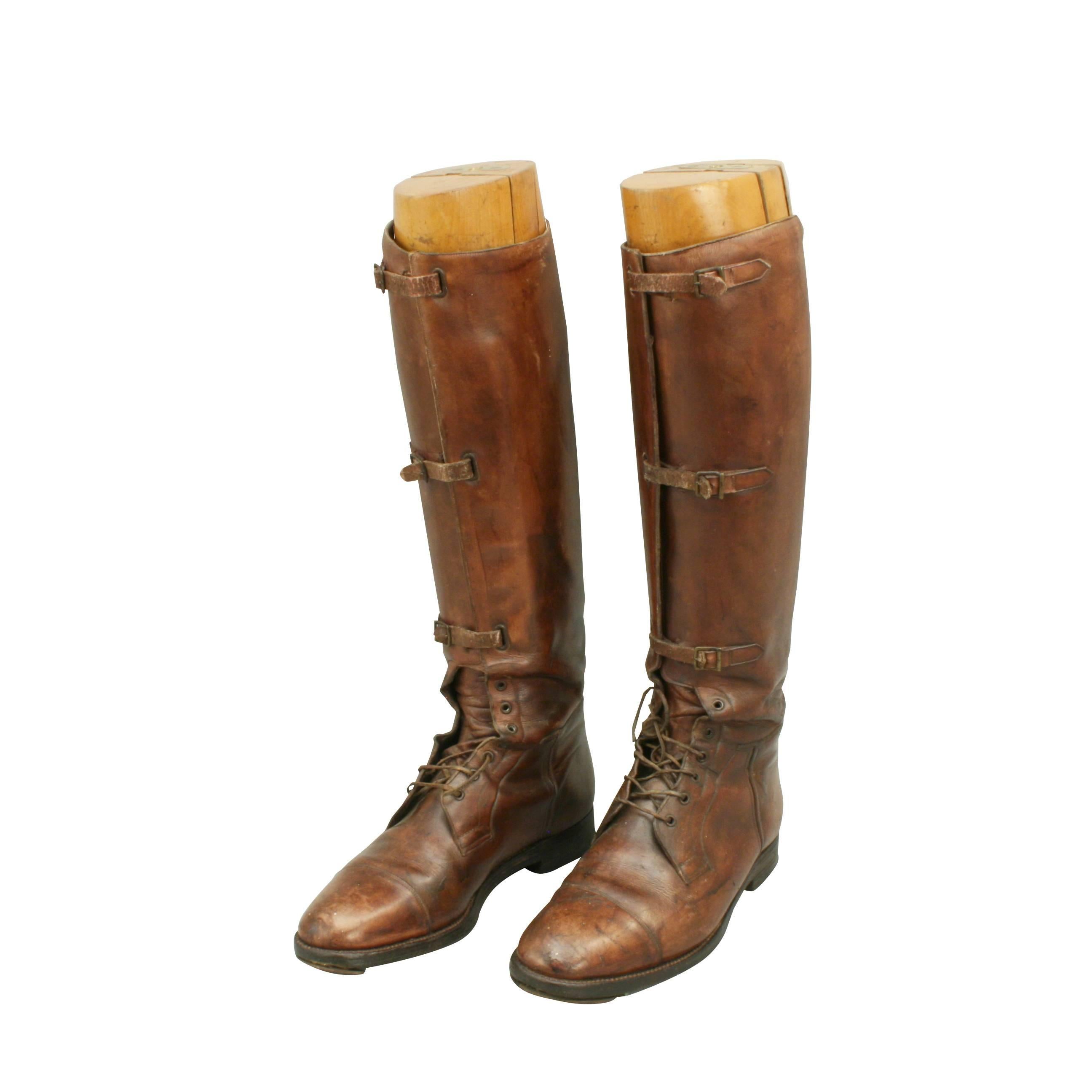 Vintage pair of brown leather field / riding boots.
A pair of tan leather field boots with beech wood trees. Probably size 8. The beechwood trees are not original to these boots and there are no screw handles.
Field boots are the boot of choice by