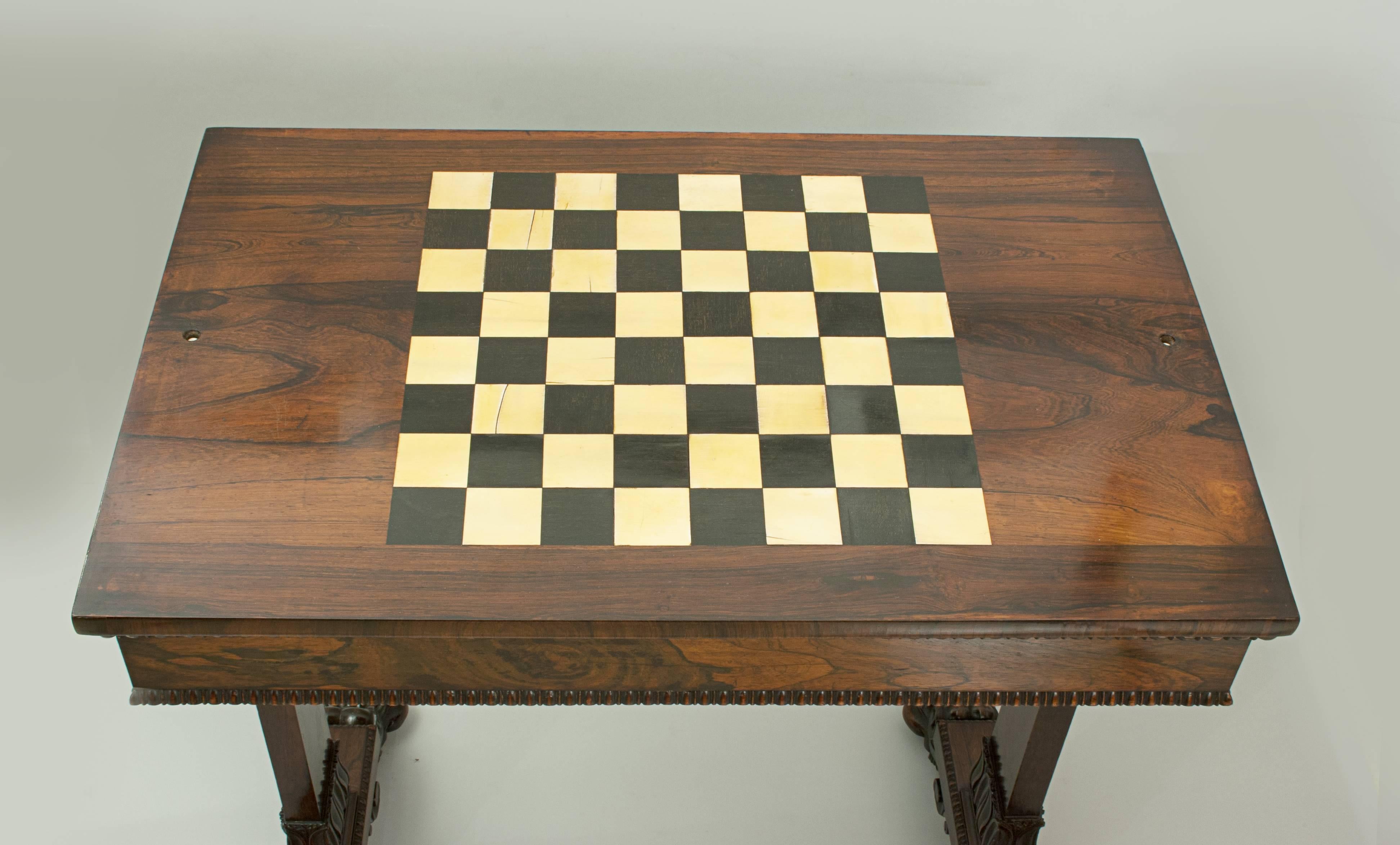 Rosewood Games Table for Chess, Droughts and Backgammon 1