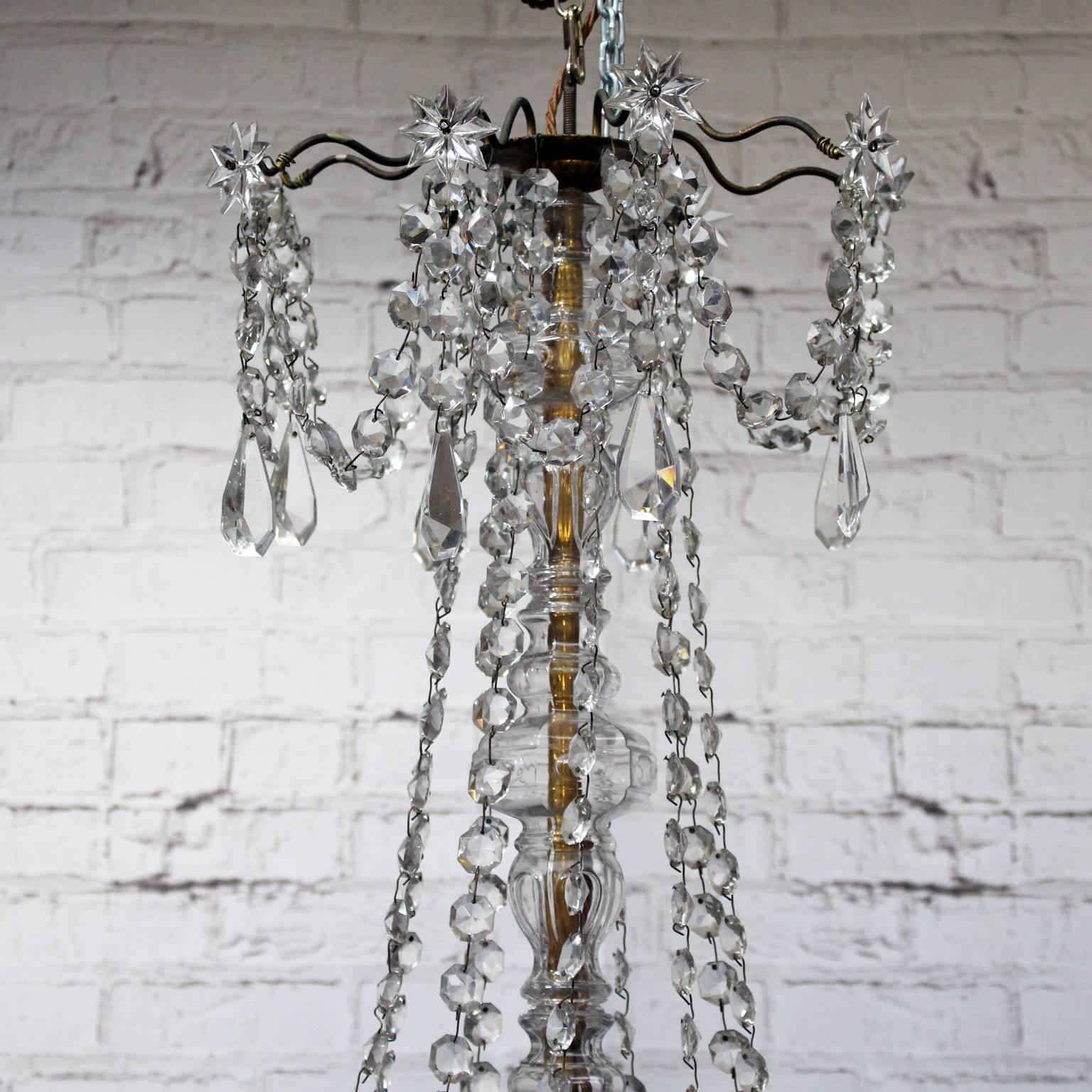 Antique French Late 19th Century Crystal Chandelier 1