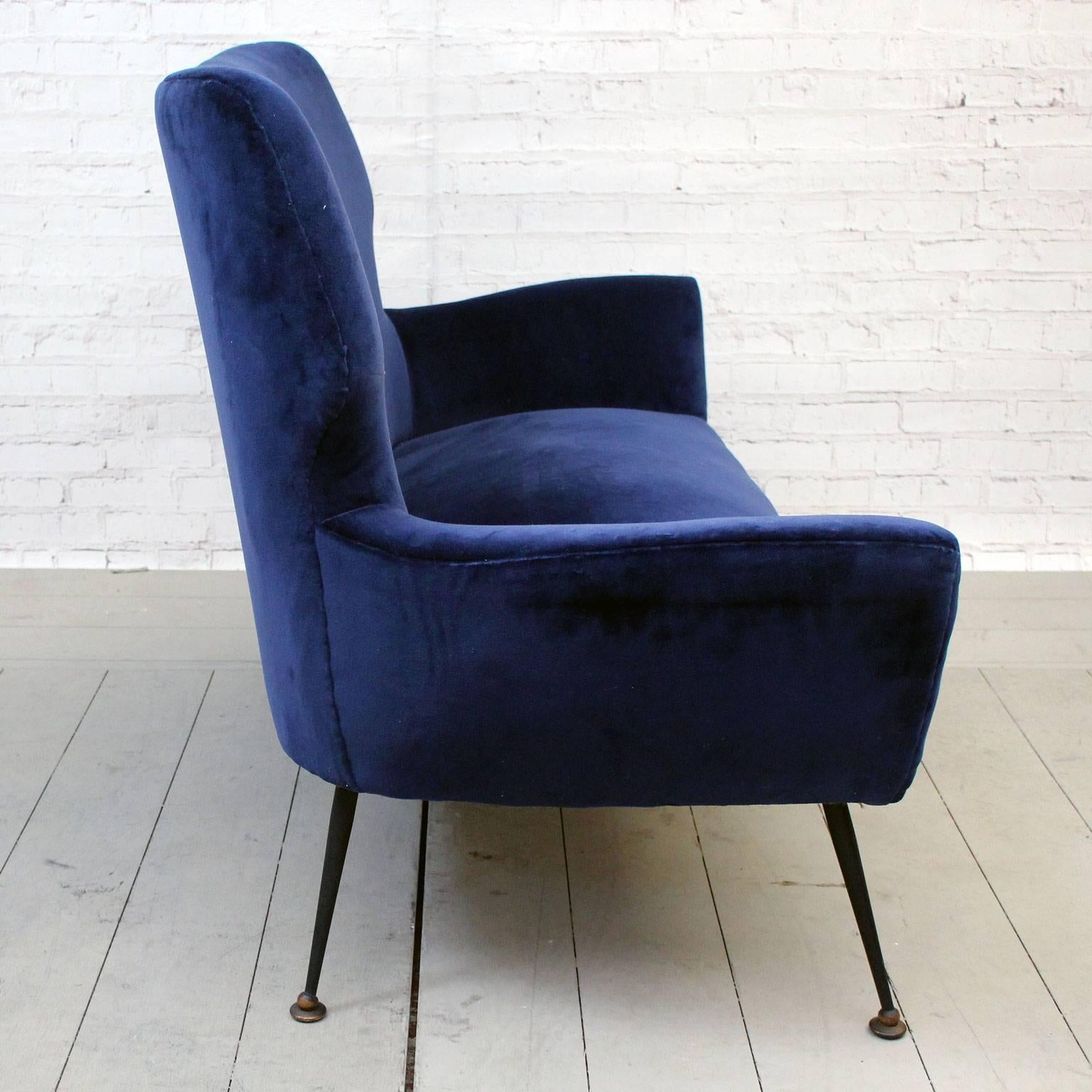 Mid-Century Modern 1950s Midcentury Italian Two-Seat Sofa in Blue Velvet