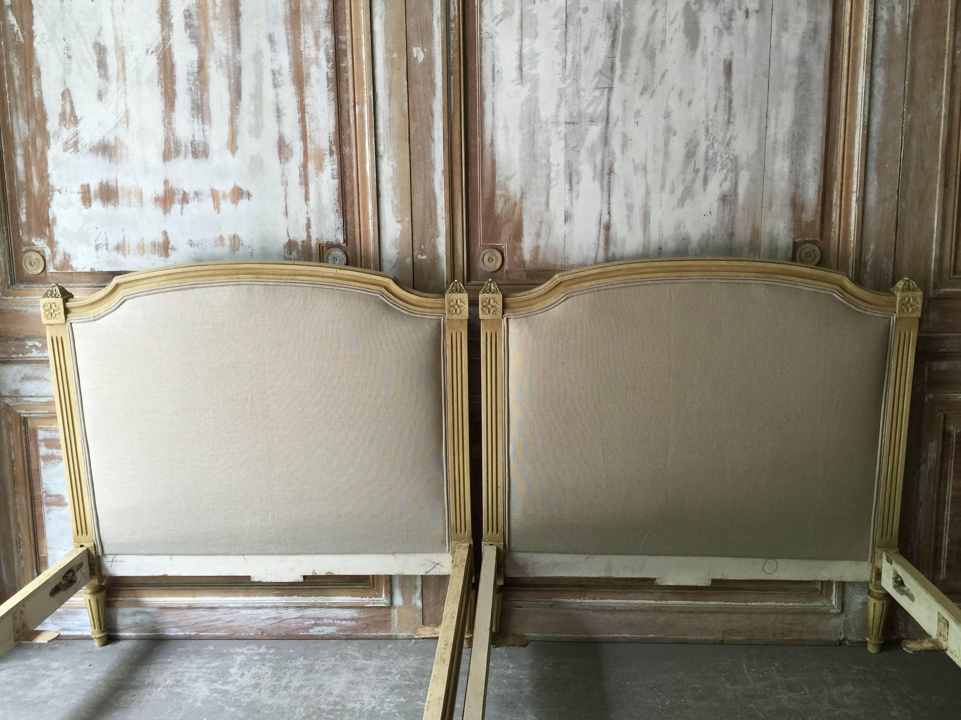Pair of 19th Century French Beds In Good Condition In Charleston, SC