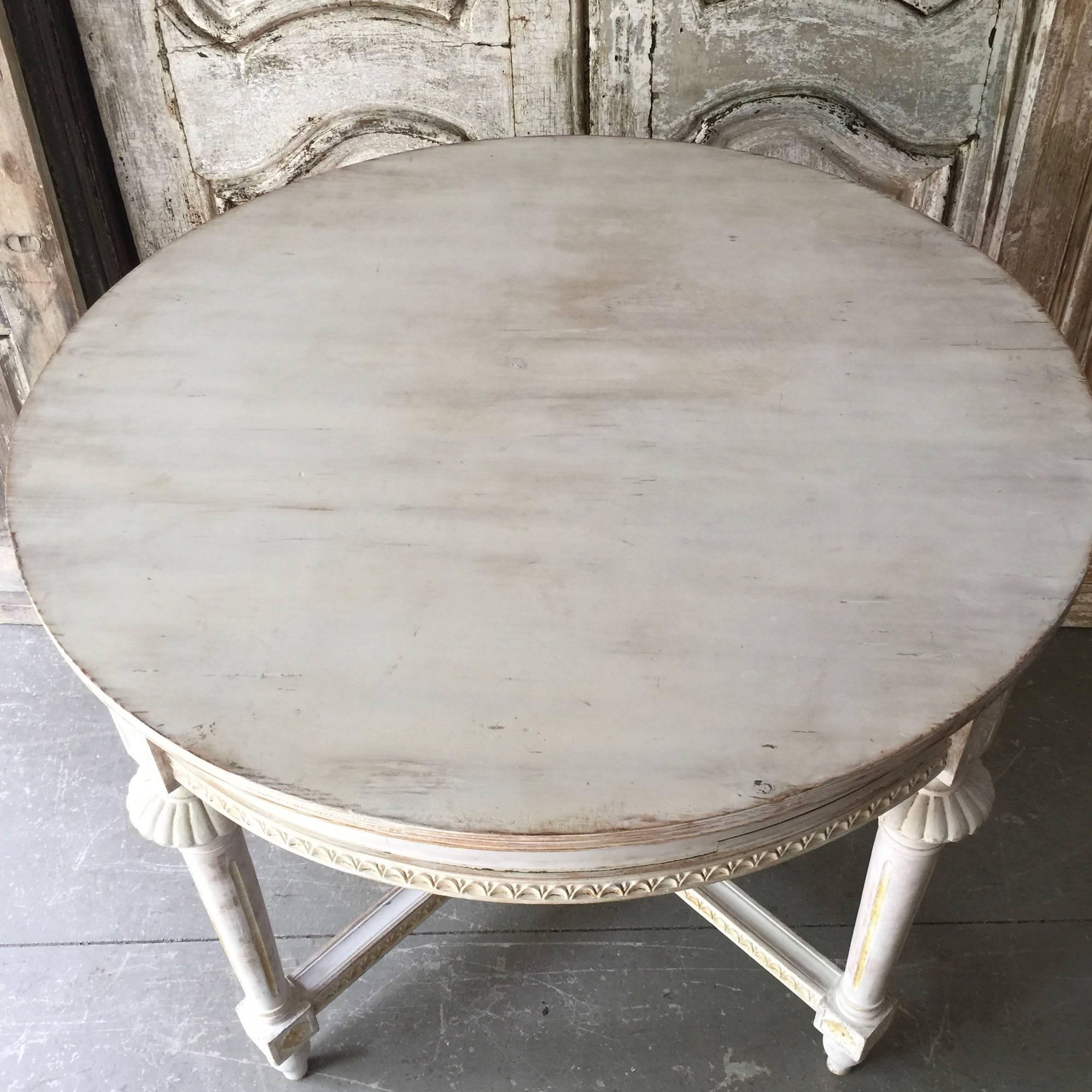 gustavian table