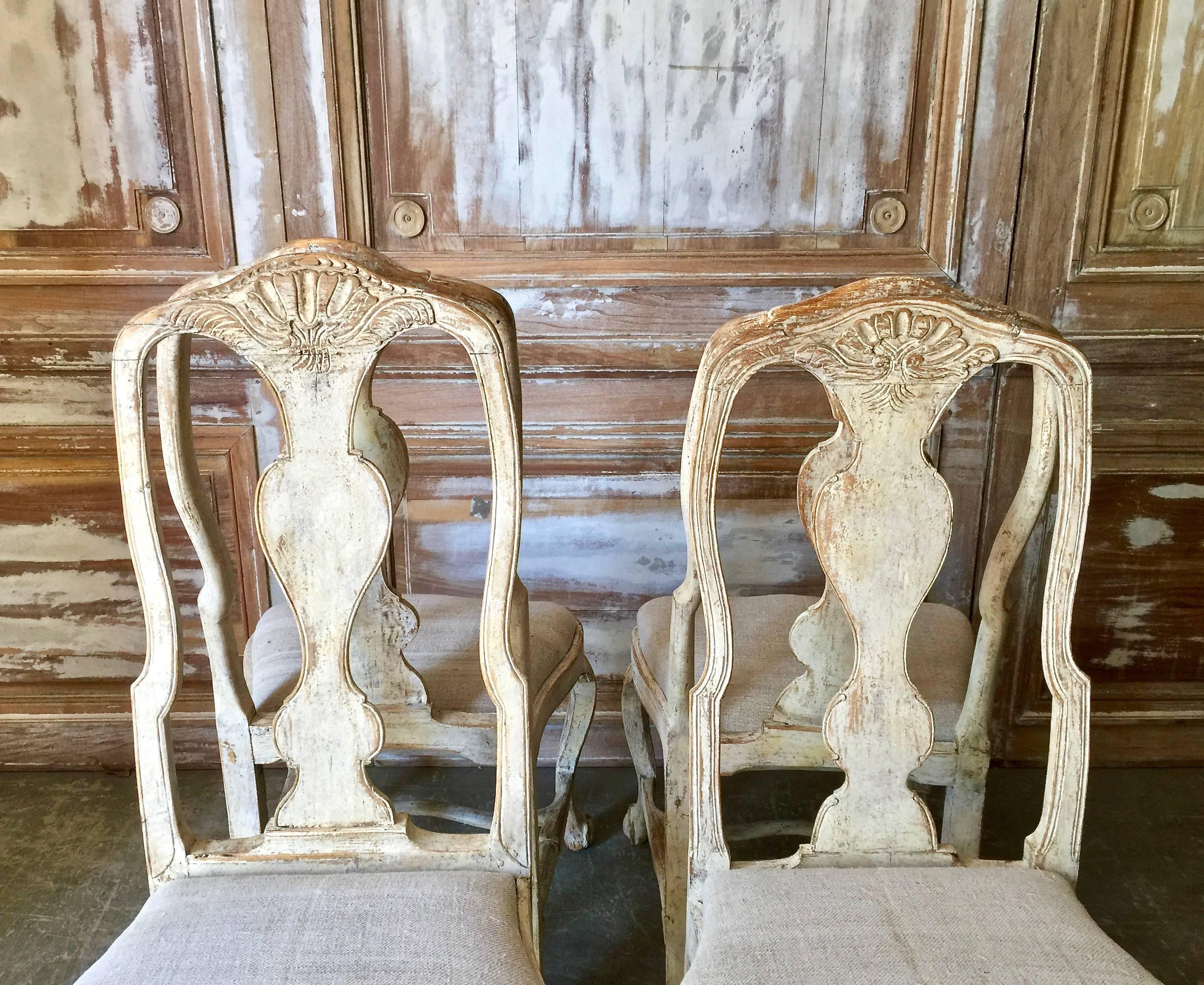 Set of Four 18th Century Swedish Rococo Period Swedish Chairs In Good Condition In Charleston, SC