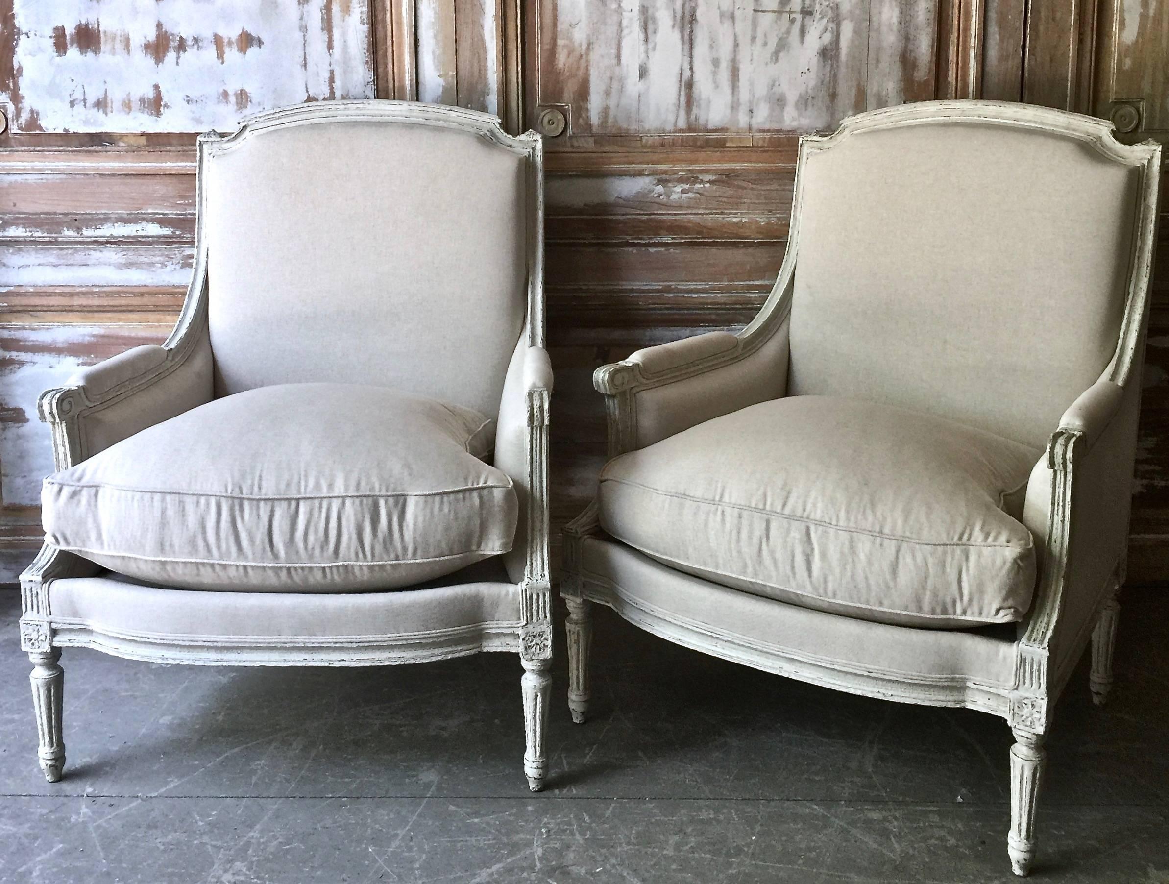 Pair of Louis XVI Style Bergères In Good Condition In Charleston, SC