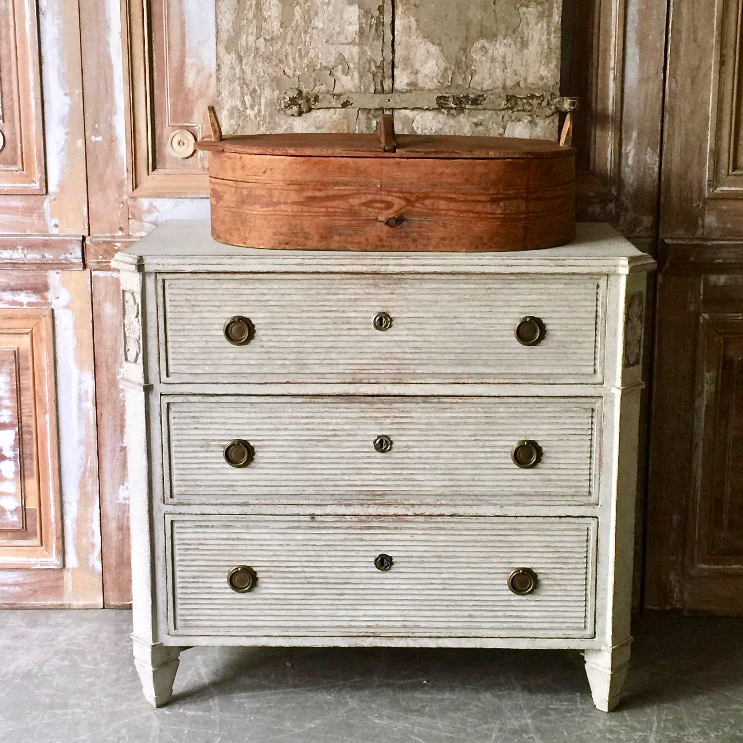 19th Century Swedish Gustavian Chest of Drawers 2