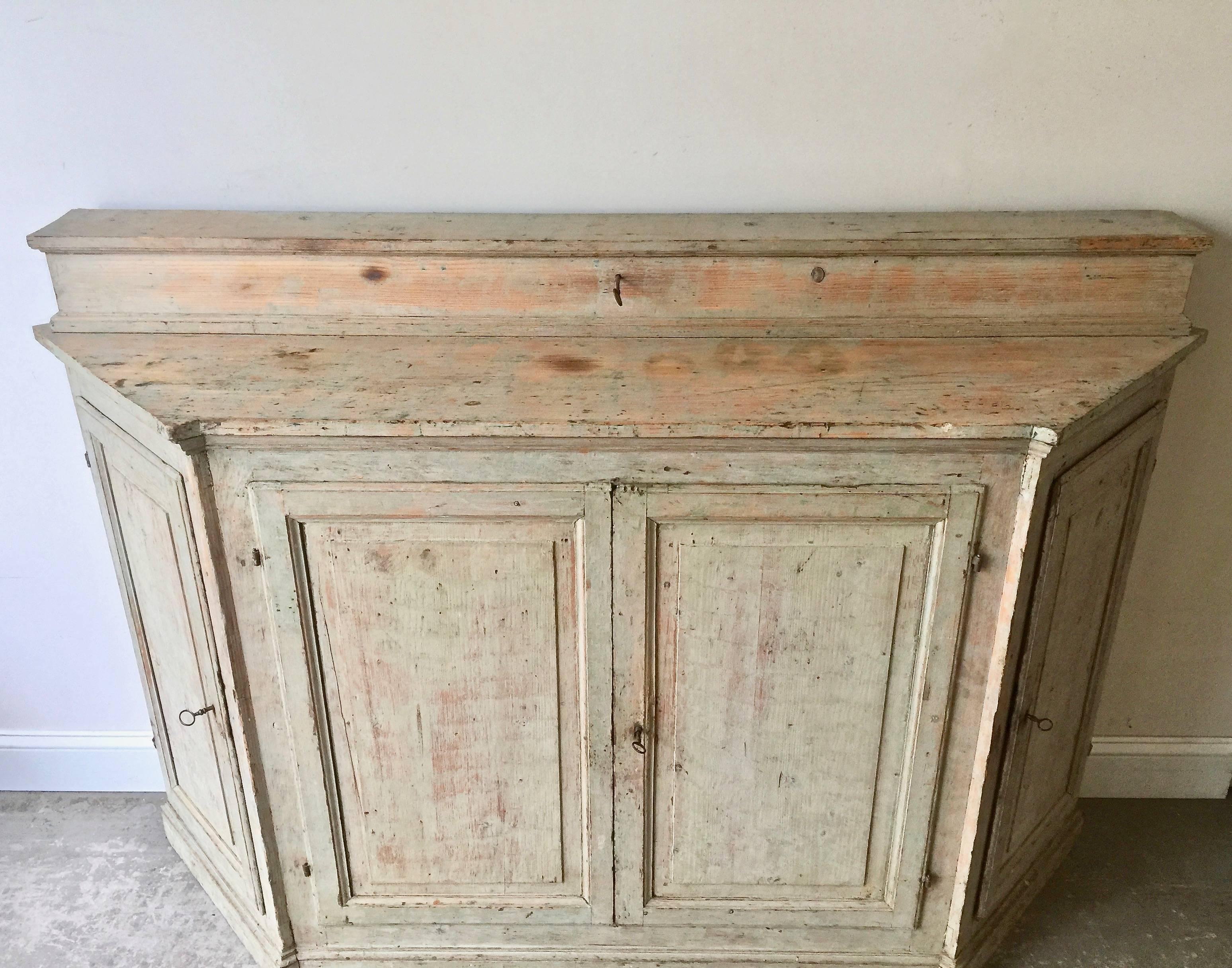 Hand-Crafted 18th Century Italian Credenza