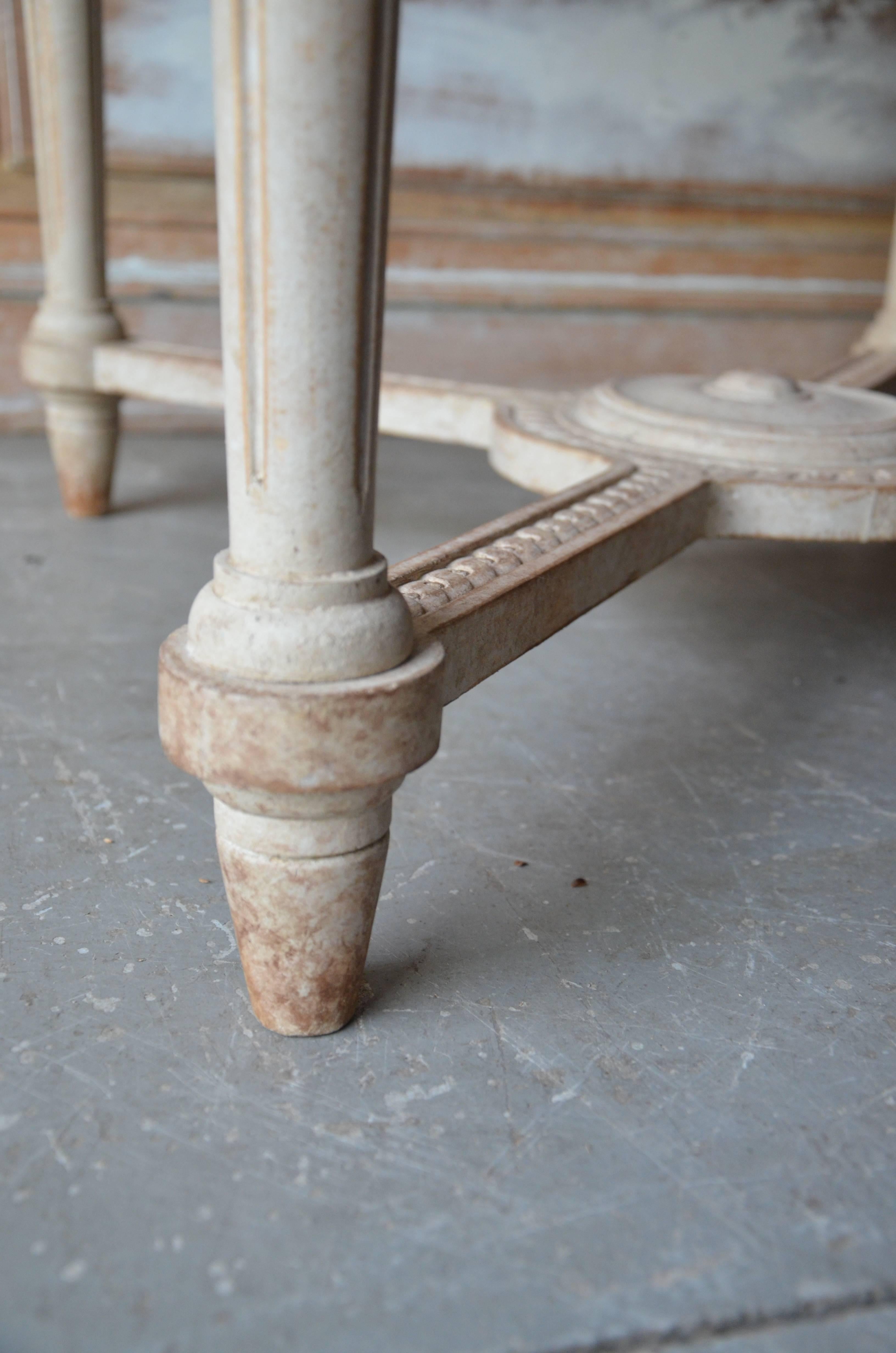 Swedish Gustavian Style Round Table 1