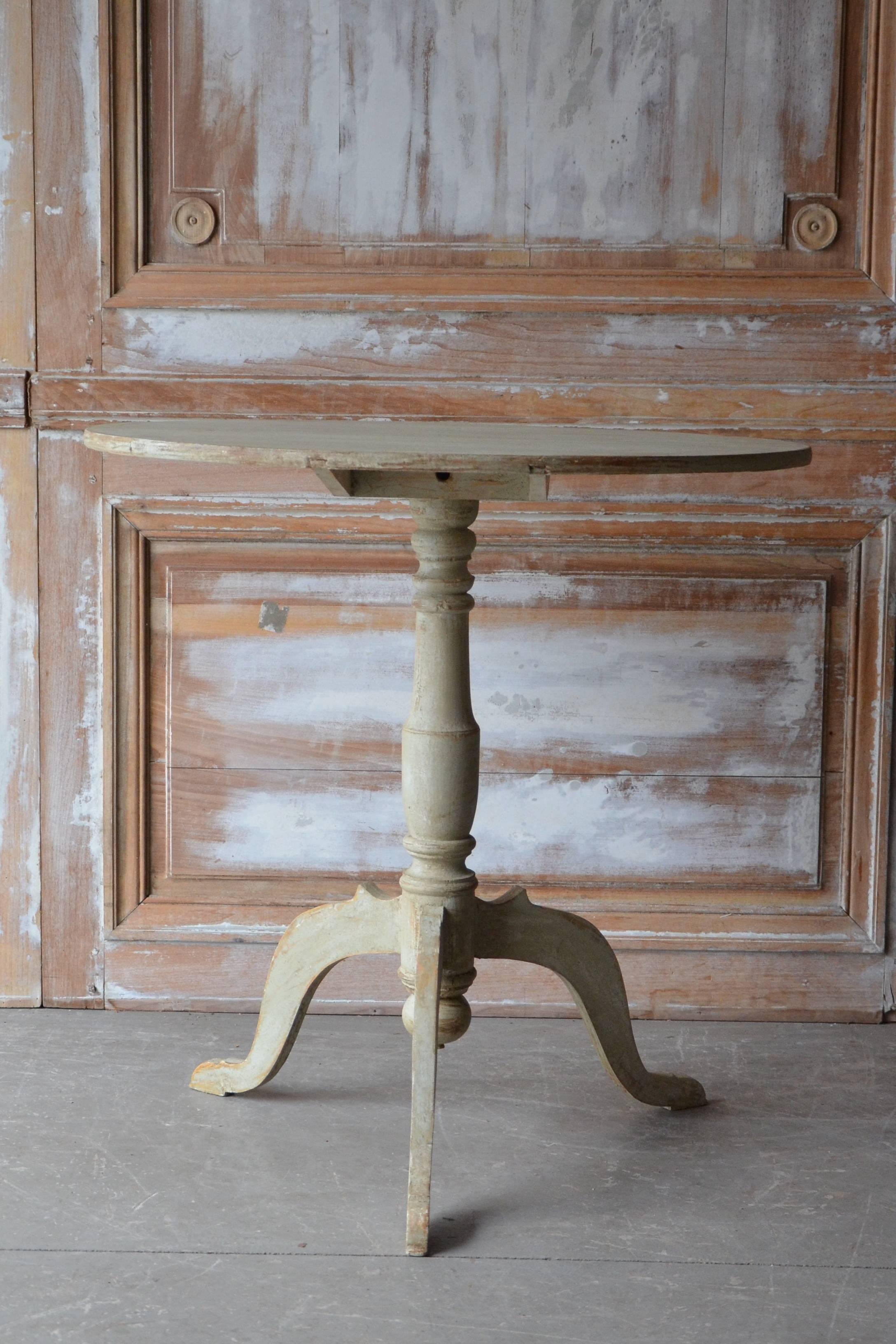 Hand-Crafted 19th Century Swedish Pedestal Table