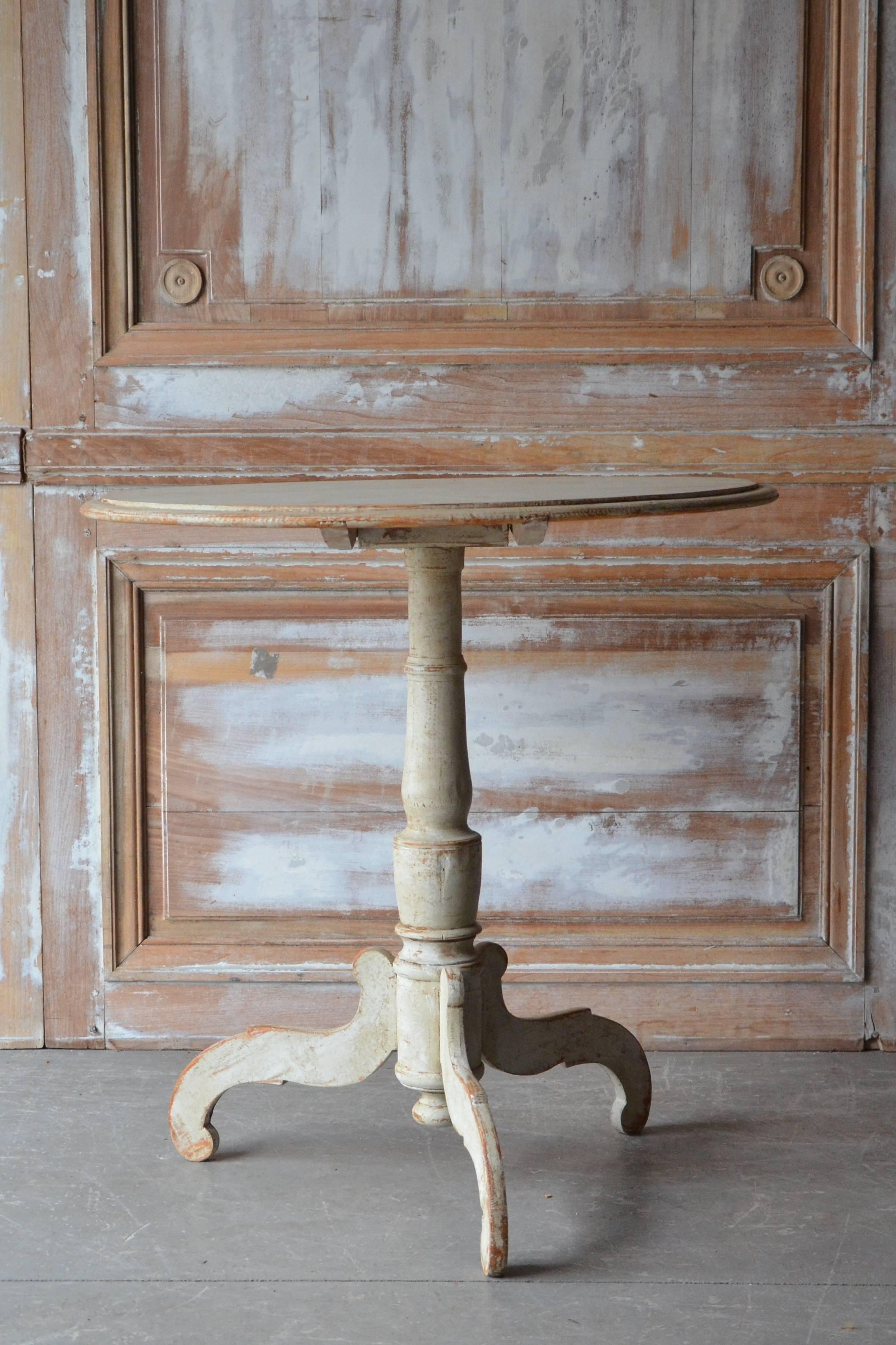 Hand-Carved 19th Century Swedish Pedestal Table