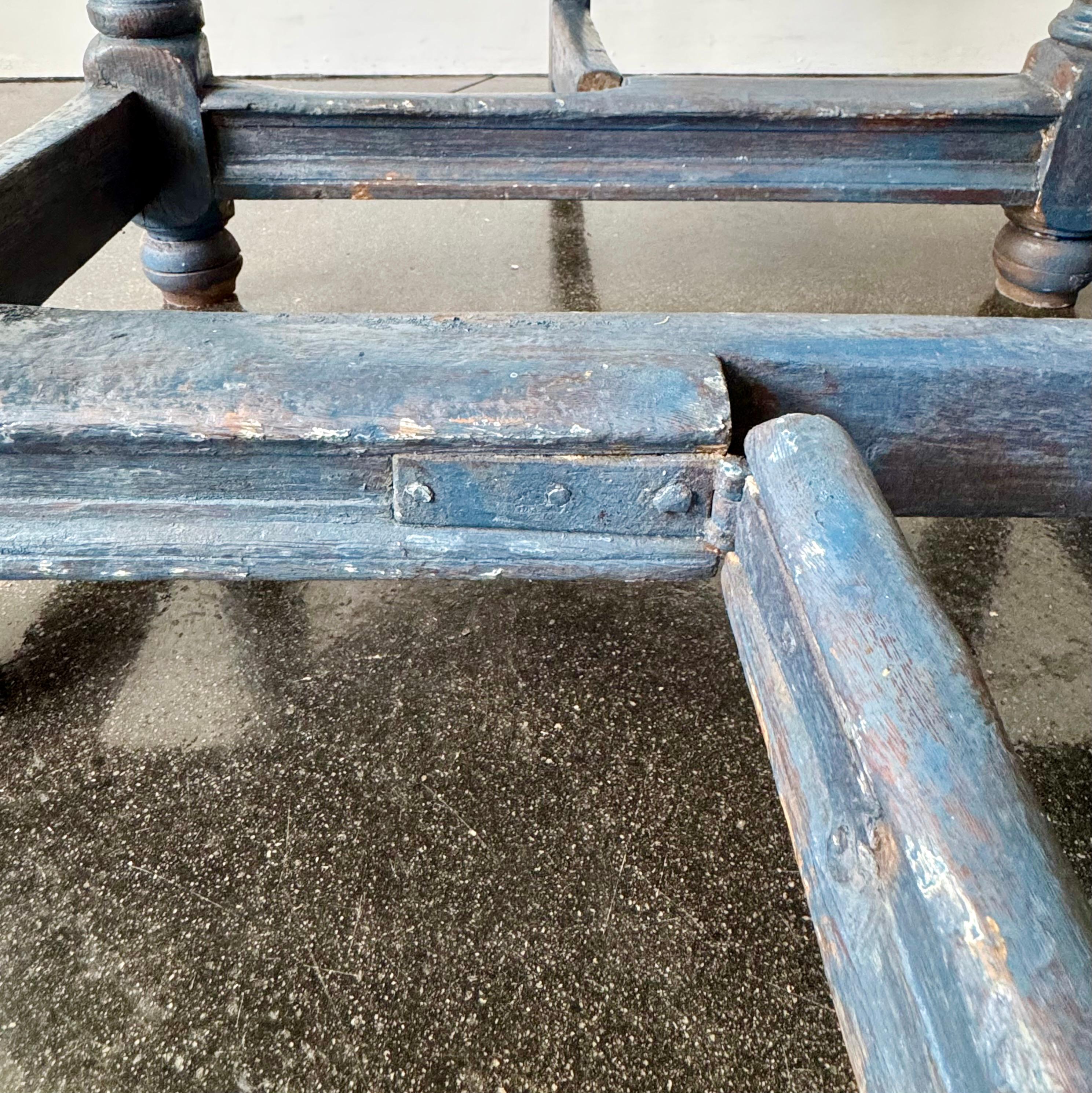 18th Century Swedish Baroque Drop Leaf Table For Sale 11