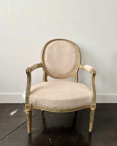 Großer Sessel im französischen Louis-XVI-Stil aus dem 19. Jahrhundert mit Leinenpolsterung