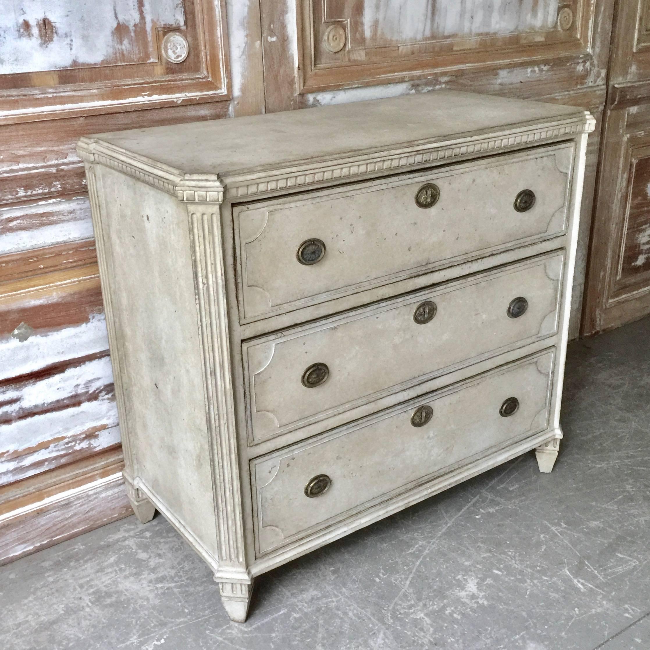 Swedish chest of three drawers with panelled drawer fronts, canted corners and dentil moldings under the shaped top, 
Sweden, circa 1880.
Here are few examples … surprising pieces and objects, authentic, decorative and rare items that you will only