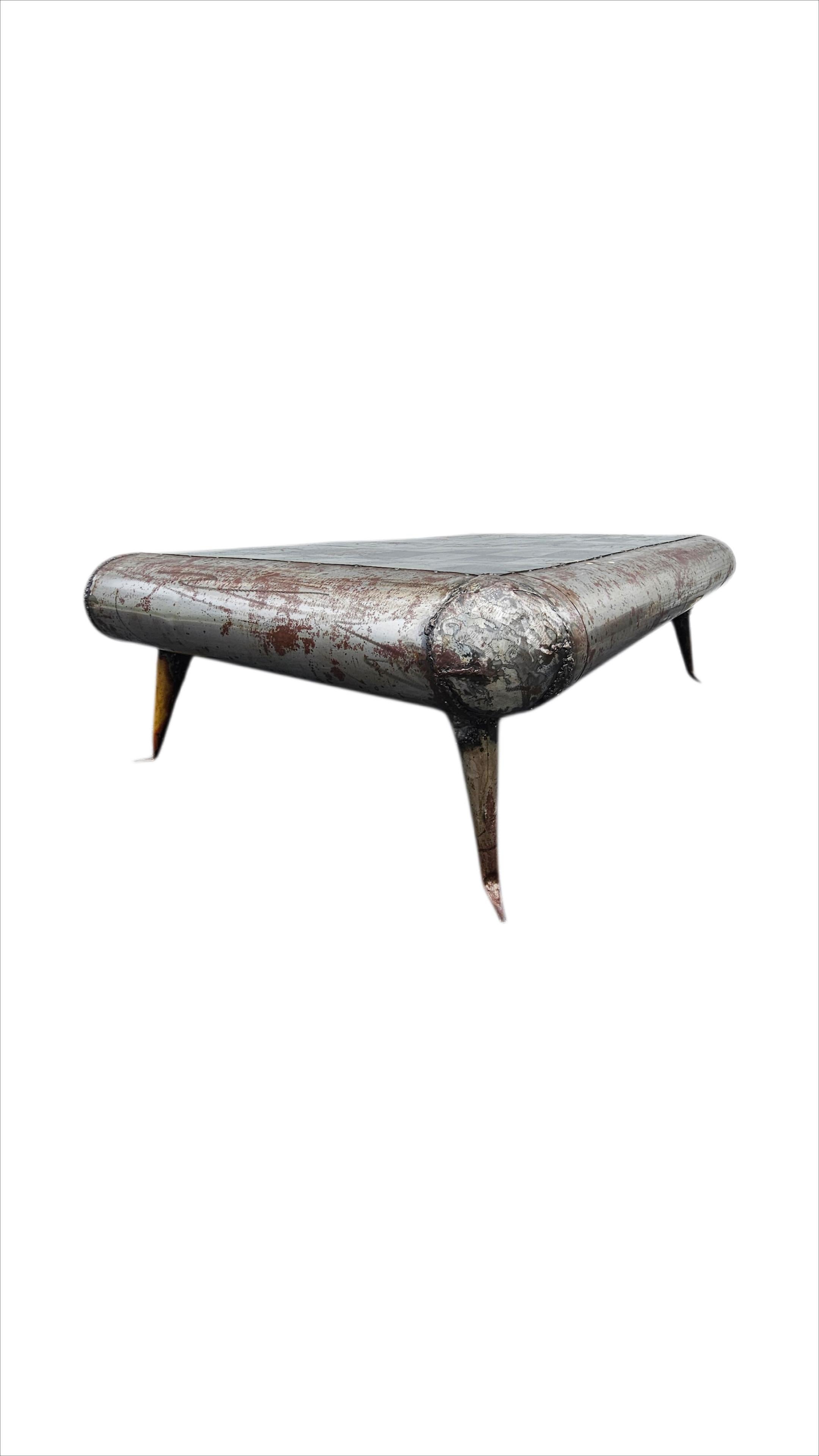Burkinabé Table basse Chess de Hamed Ouattara Burkinabe, b. 1971 en vente