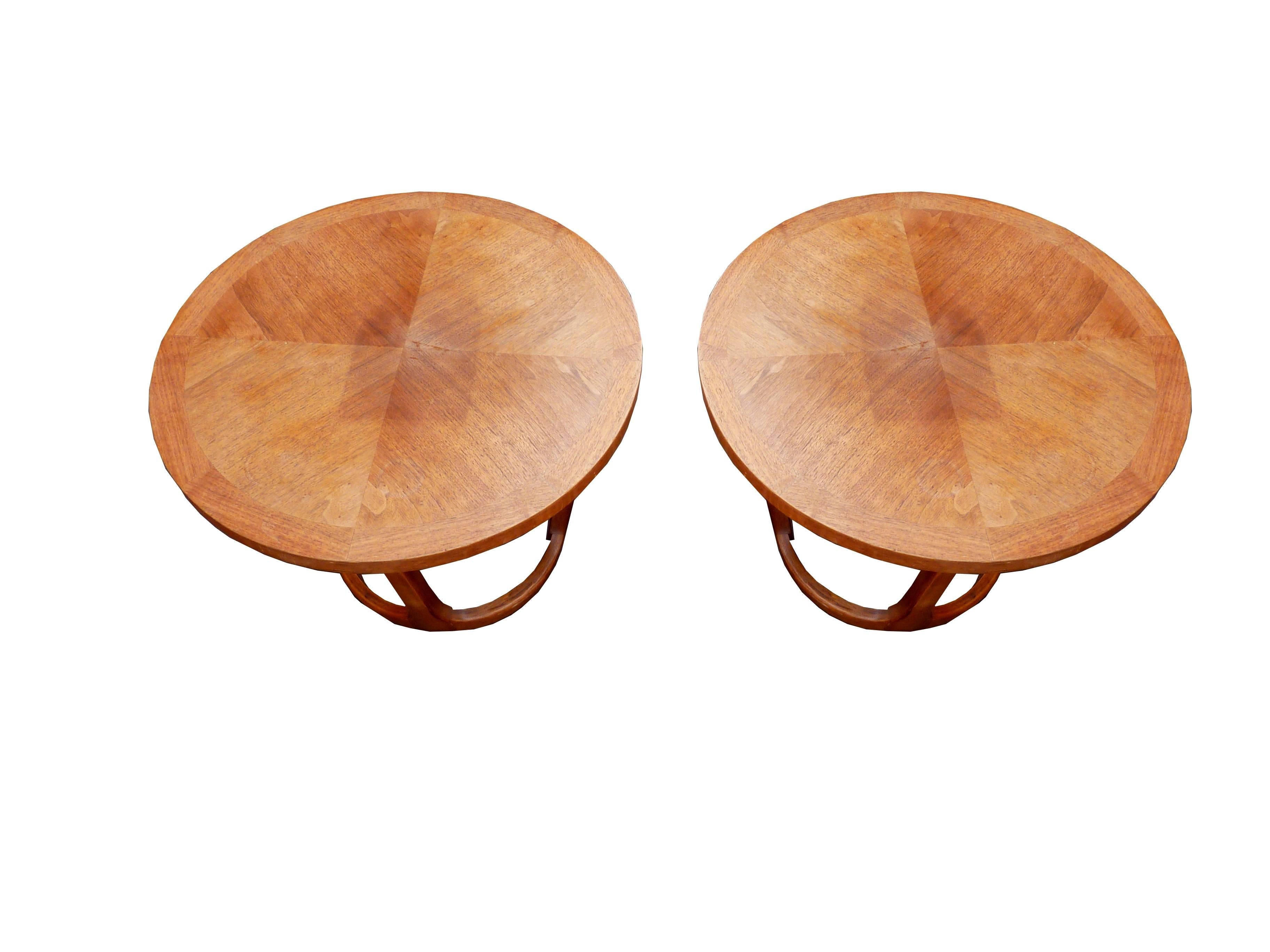 Mid-Century Modern Lane Side Table in Walnut, circa 1965 For Sale