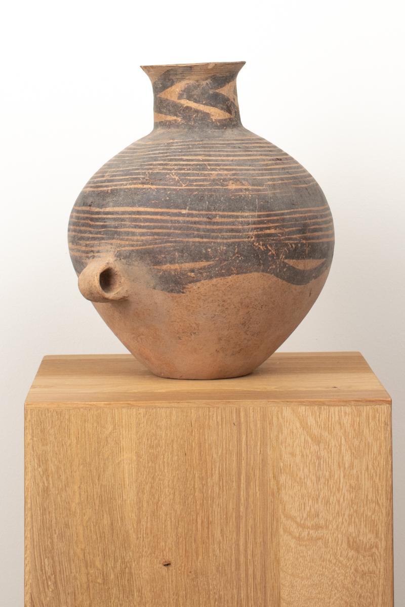 Vaso neolitico cinese in terracotta Ca. III  millennio A.I.C. In condizioni buone in vendita a Bonita Springs, FL