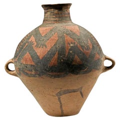 Vaso di terracotta cinese del Neolitico con motivo a rana, III millennio a.C.