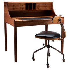 Mid-Century Per Hermansen Desk in Cherrywood and 1940s Fritz Hansen Swivel Chair