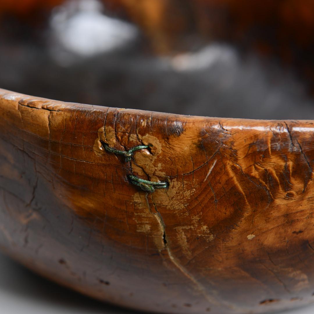 19th Century Swedish Primitive Allmoge Burl Bowl For Sale 2