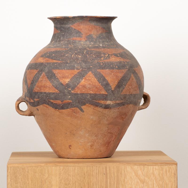 Neolithic Chinese Painted Terracotta Storage Jar 3rd millennium B.C In Good Condition For Sale In Bonita Springs, FL