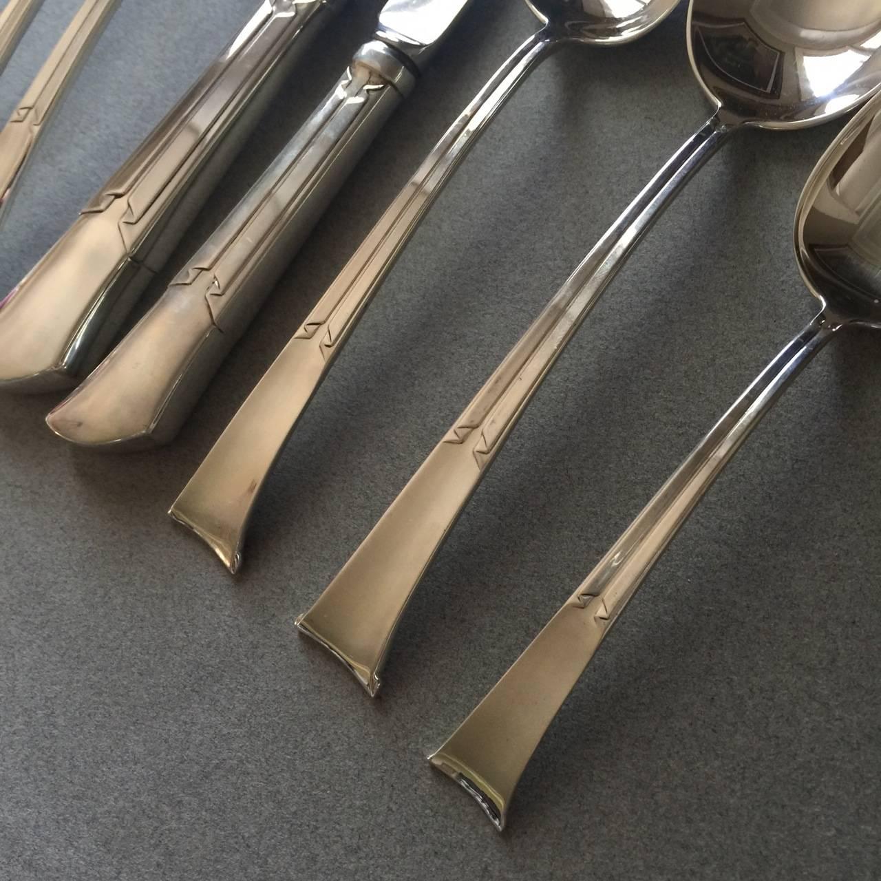 Tiffany & Co. Sterling Silver Linenfold Pattern Service for 12 In Excellent Condition In San Francisco, CA