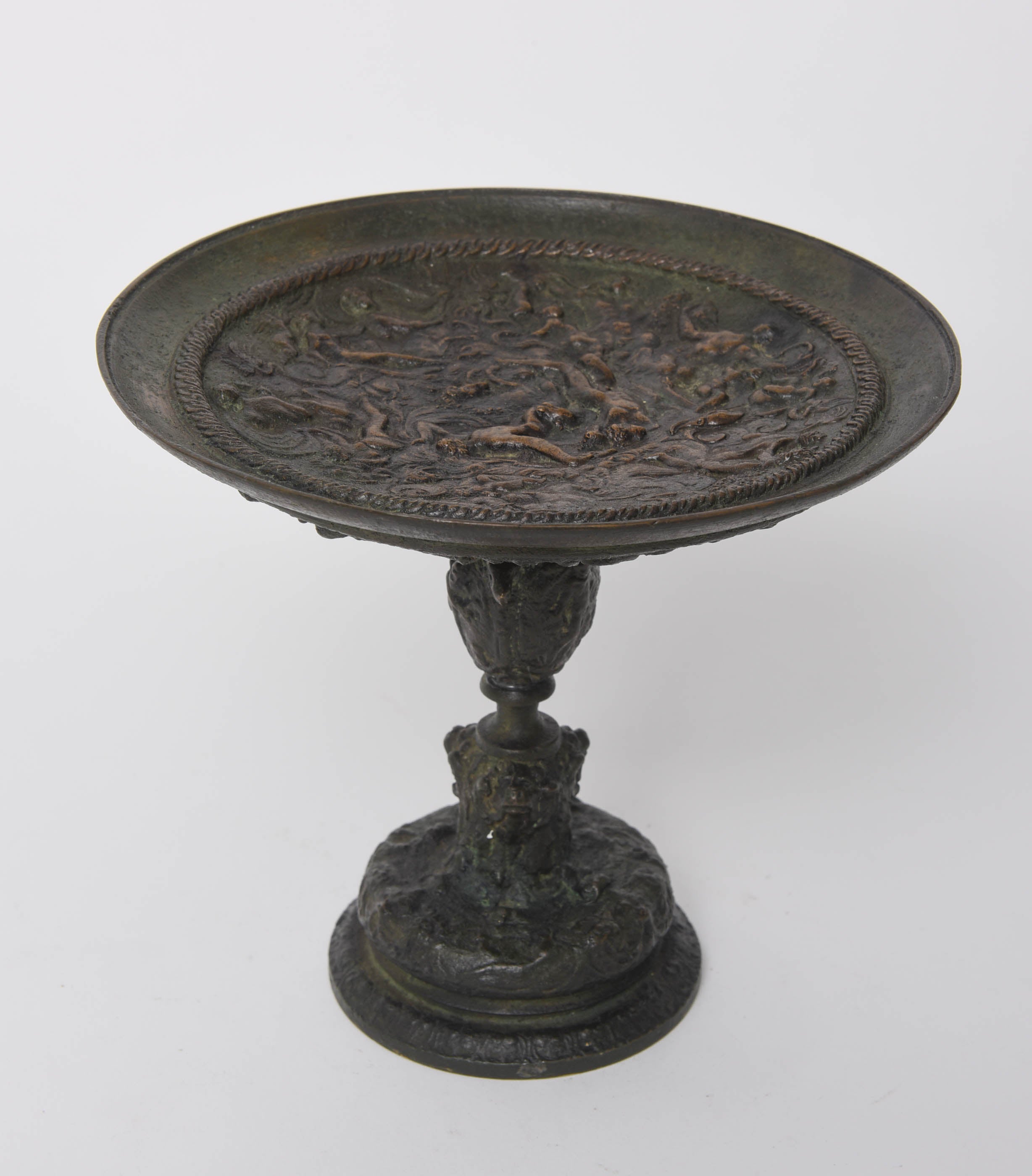 Italian Grand Tour Tazza of the Battle of the Tritons, Mid-19th Century In Excellent Condition In Kensington, MD