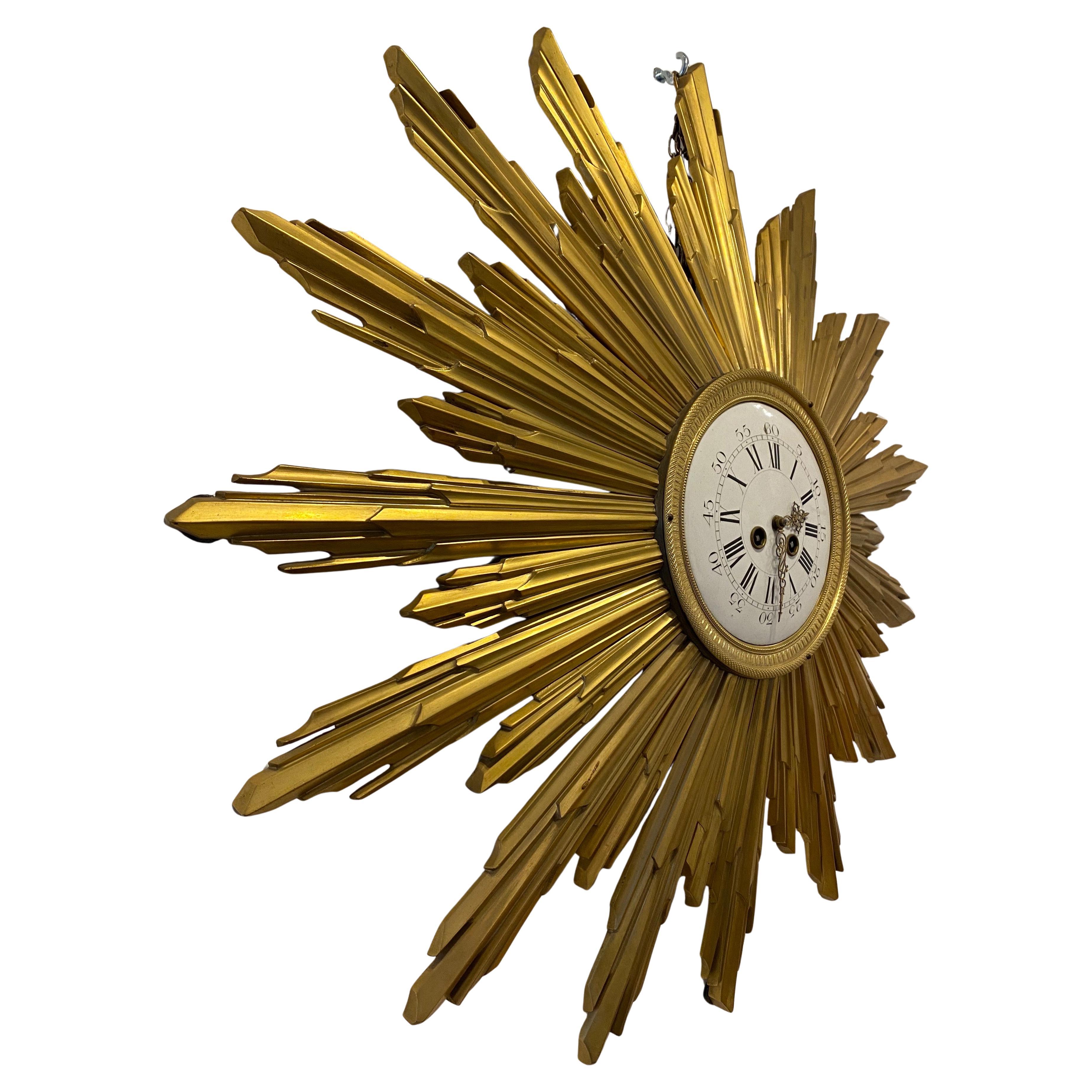 1915 on a clock