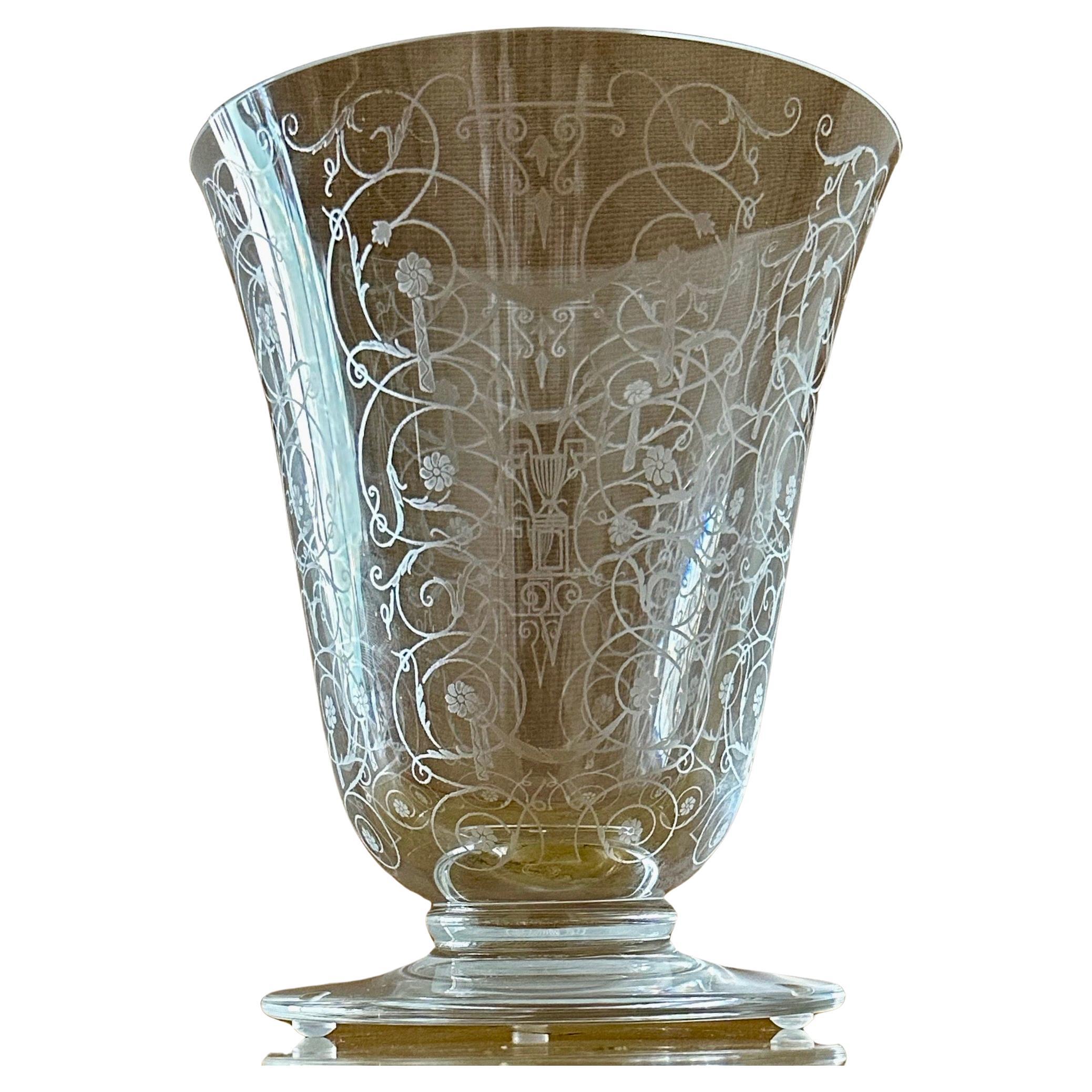 Vaso in vetro acidato francese Art Deco Baccarat "Michelangelo", ca. 1930