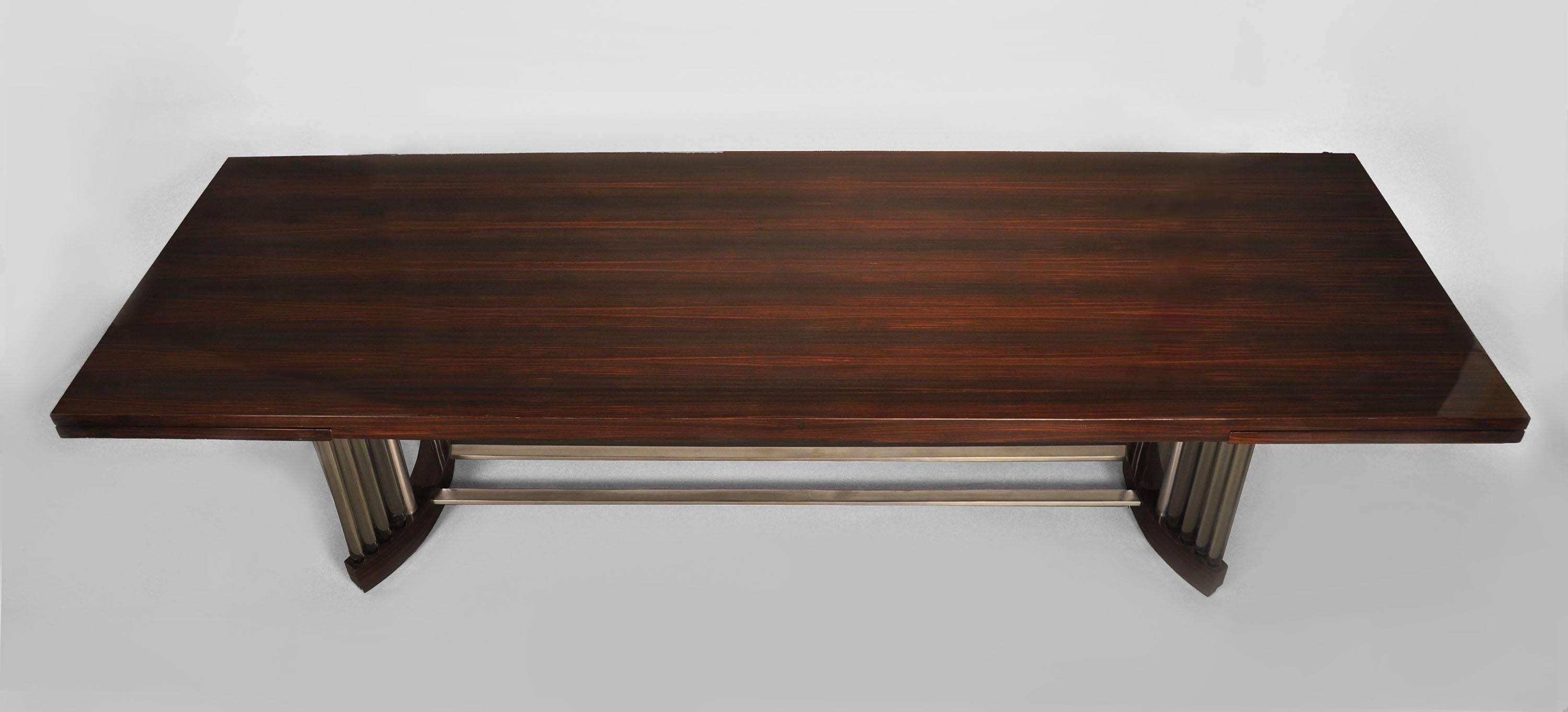 French Art Deco Macassar Ebony Dining Table In Excellent Condition In New York, NY