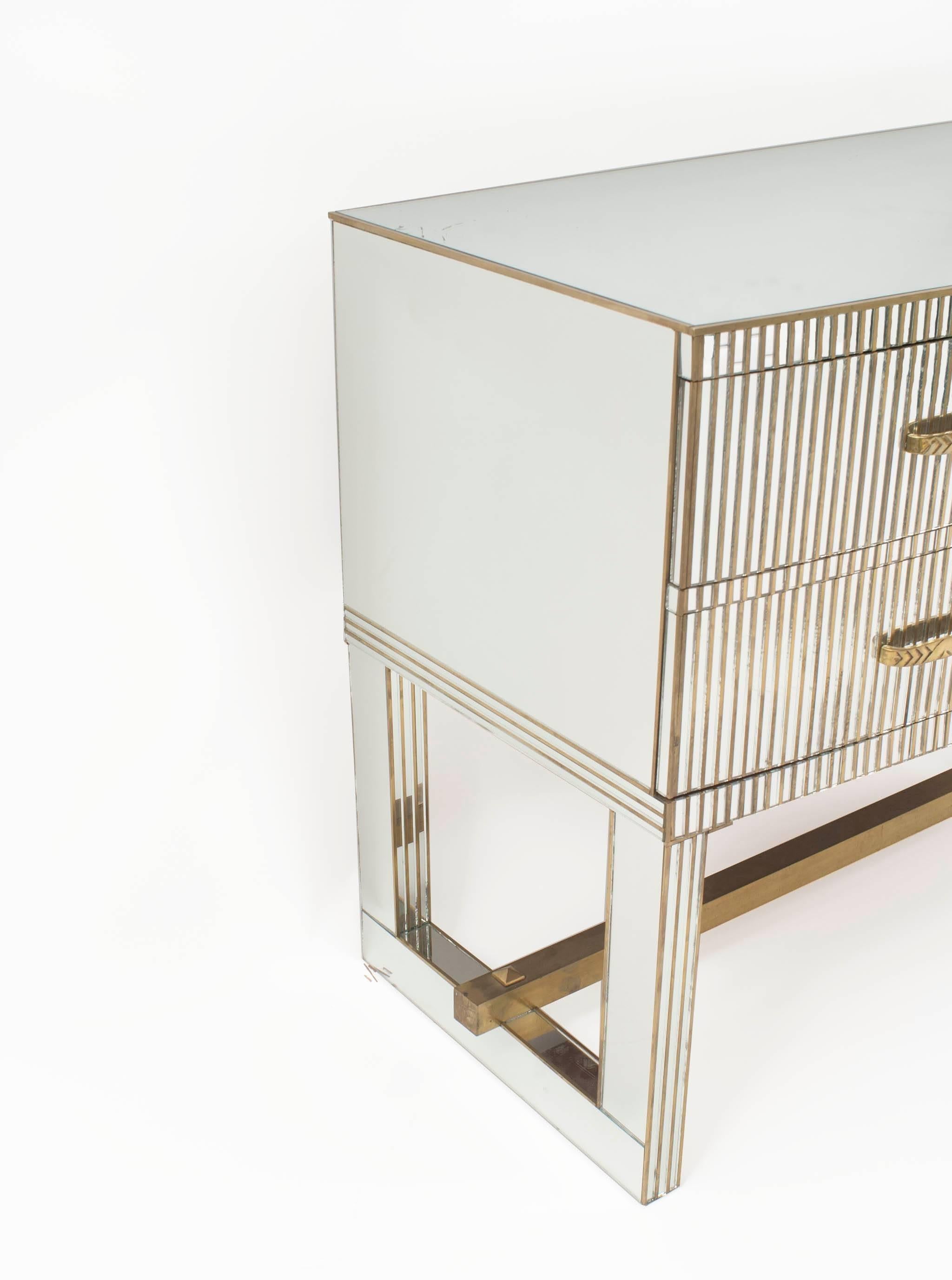 Pair of French Midcentury 1950s Bow Front Mirrored Chests 1