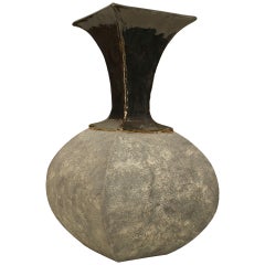 Vase gris texturé américain d'après-guerre de Di Pasquale