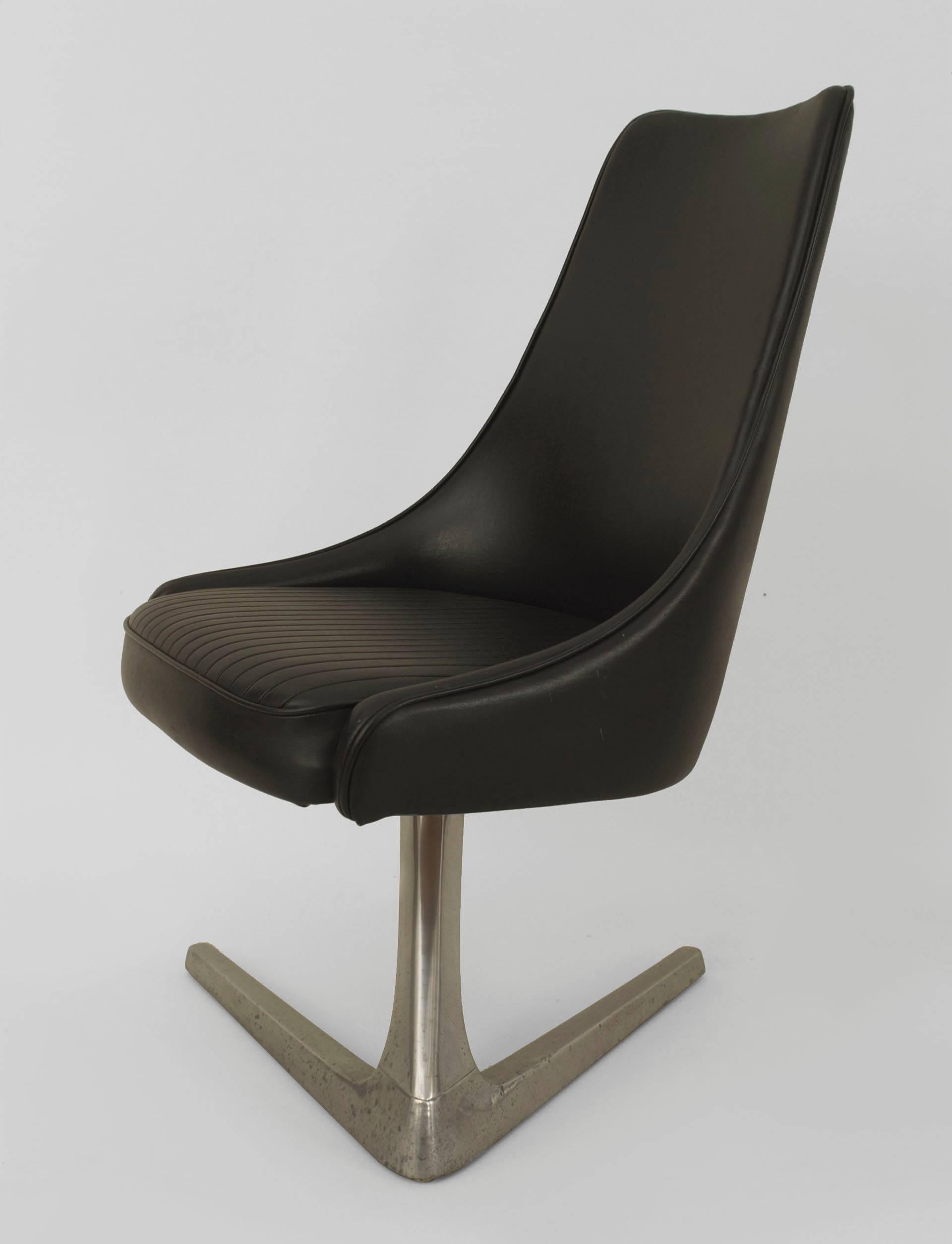 1960s American Chromantic 1966 Black Faux Leather Swivel Chair by Chromcraft In Good Condition In New York, NY