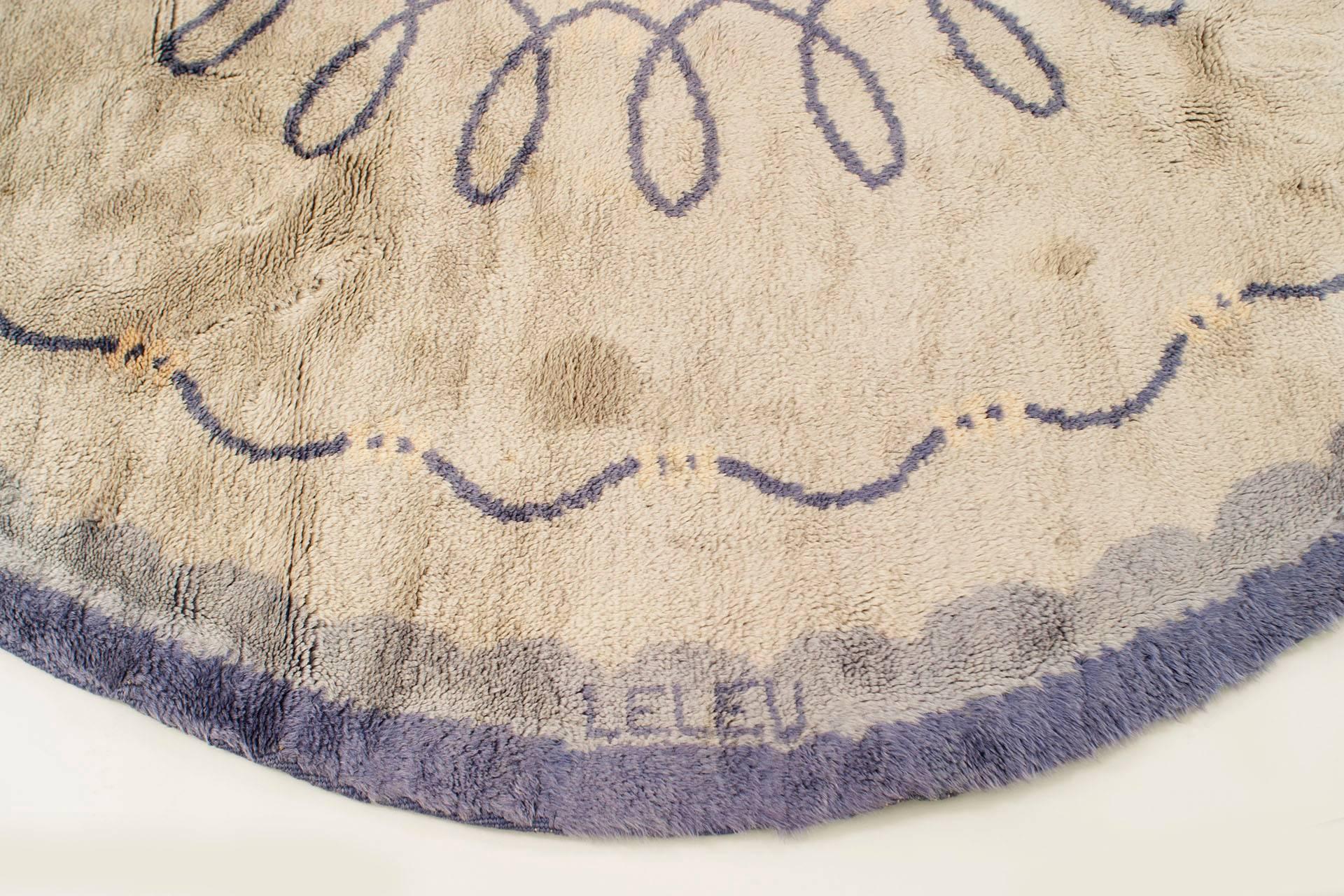 French Art Deco Circular Wool Rug by Paule Leleu In Good Condition In New York, NY
