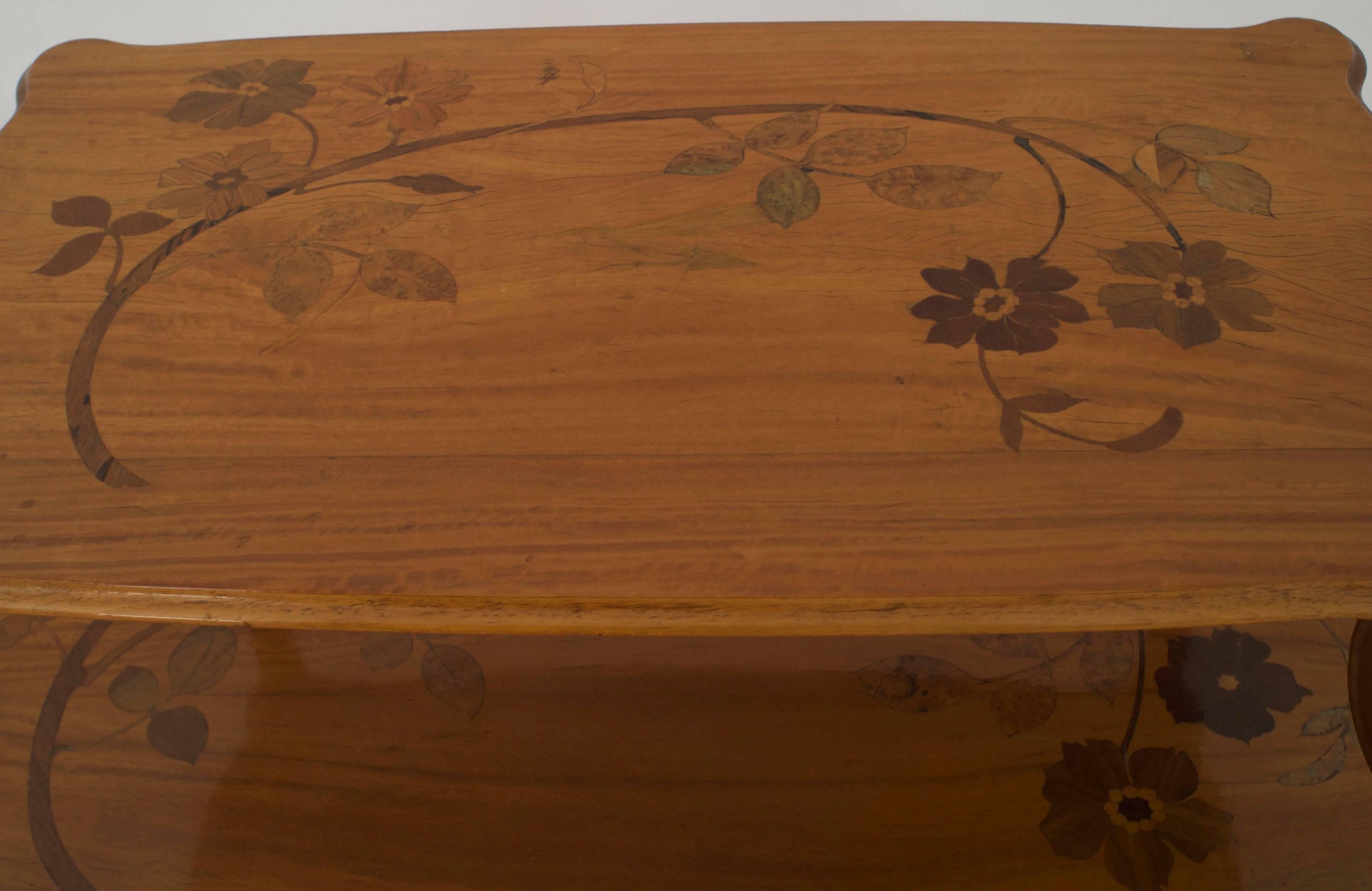 French Art Nouveau Walnut Rectangular Two-Tier Table by Majorelle In Good Condition In New York, NY
