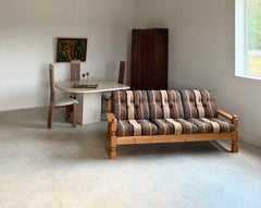 Dänisches Sofa im Modern-Stil aus Kiefernholz mit gestreiftem, noppigem Wollstoff, 1970er Jahre, Guillerme Cham