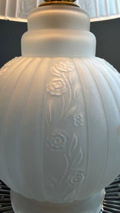 Diminutive Frosted Glass Art Deco Table Lamp French Industrial /Machine Age