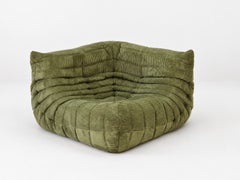 Sofá esquinero Olive Togo de Michel Ducaroy para Ligne Roset