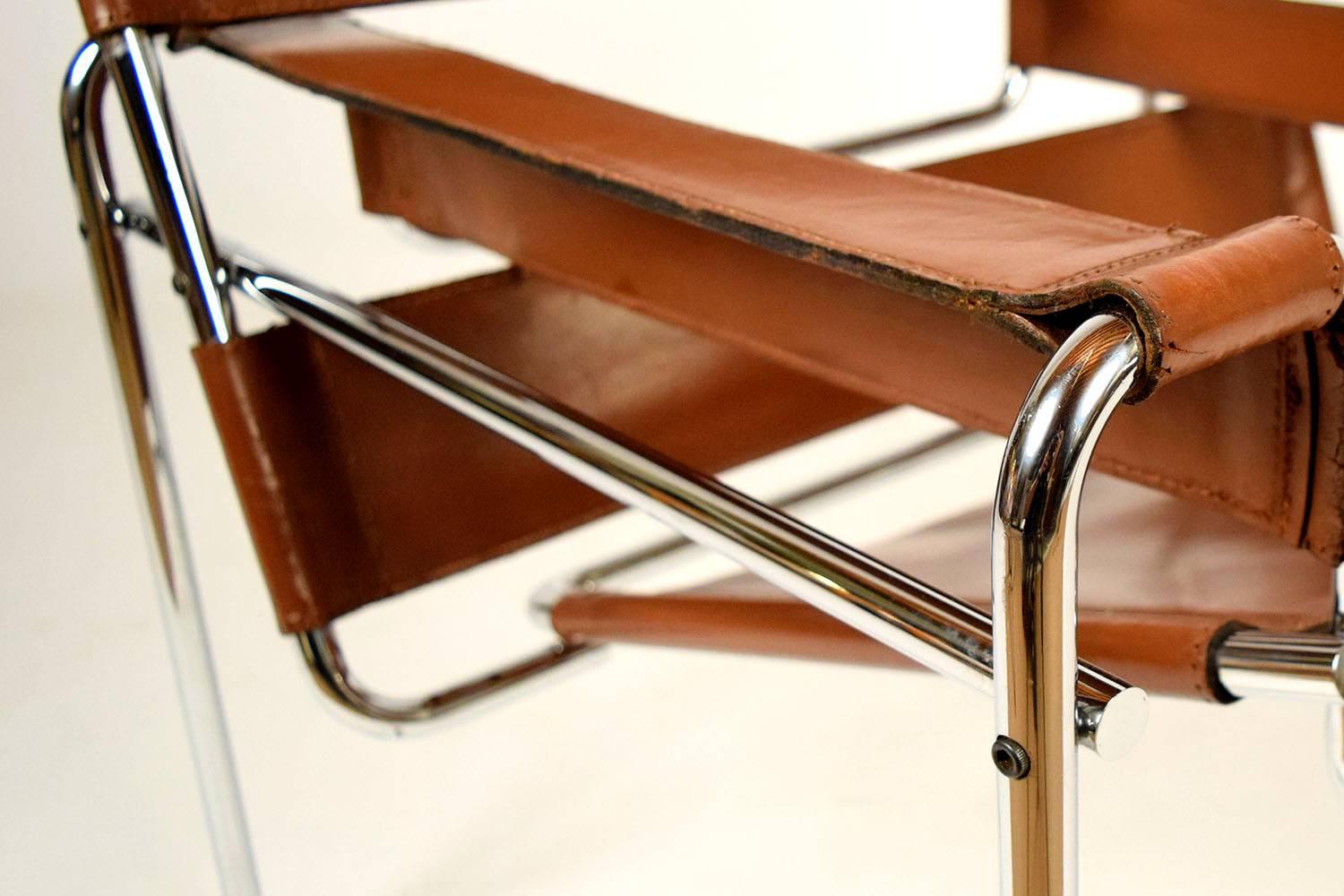 Late 20th Century Pair of Chrome and Leather Wassily Chairs Design by Marcel Breuer
