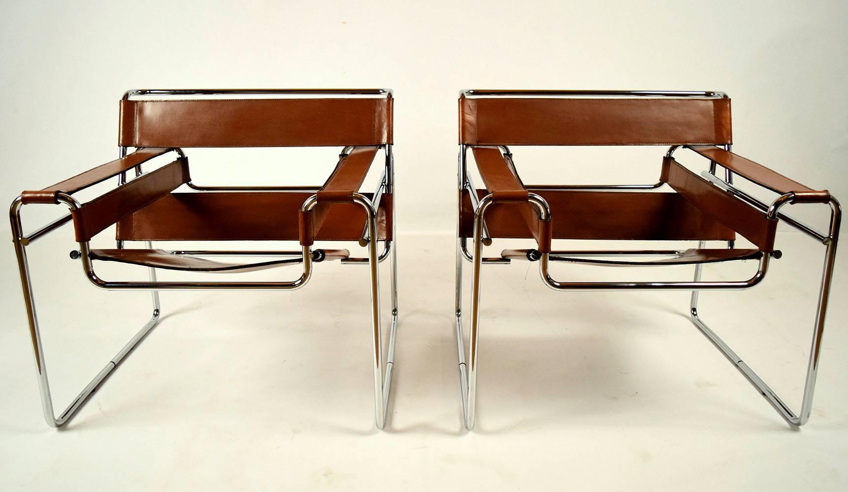 Modern Pair of Chrome and Leather Wassily Chairs Design by Marcel Breuer