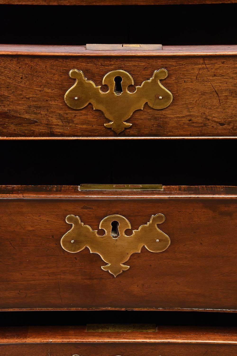 19th Century George III-Style Chest of Drawers 4